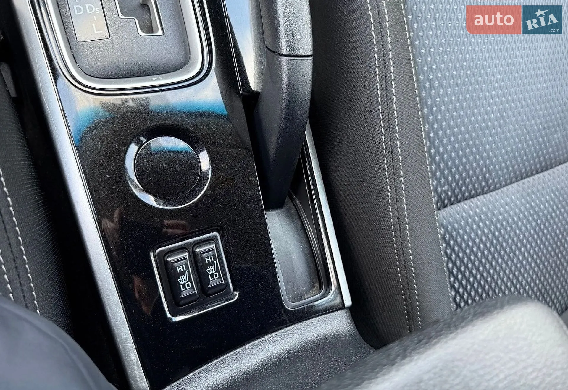 2018 Mitsubishi Outlander - мініатюра 10