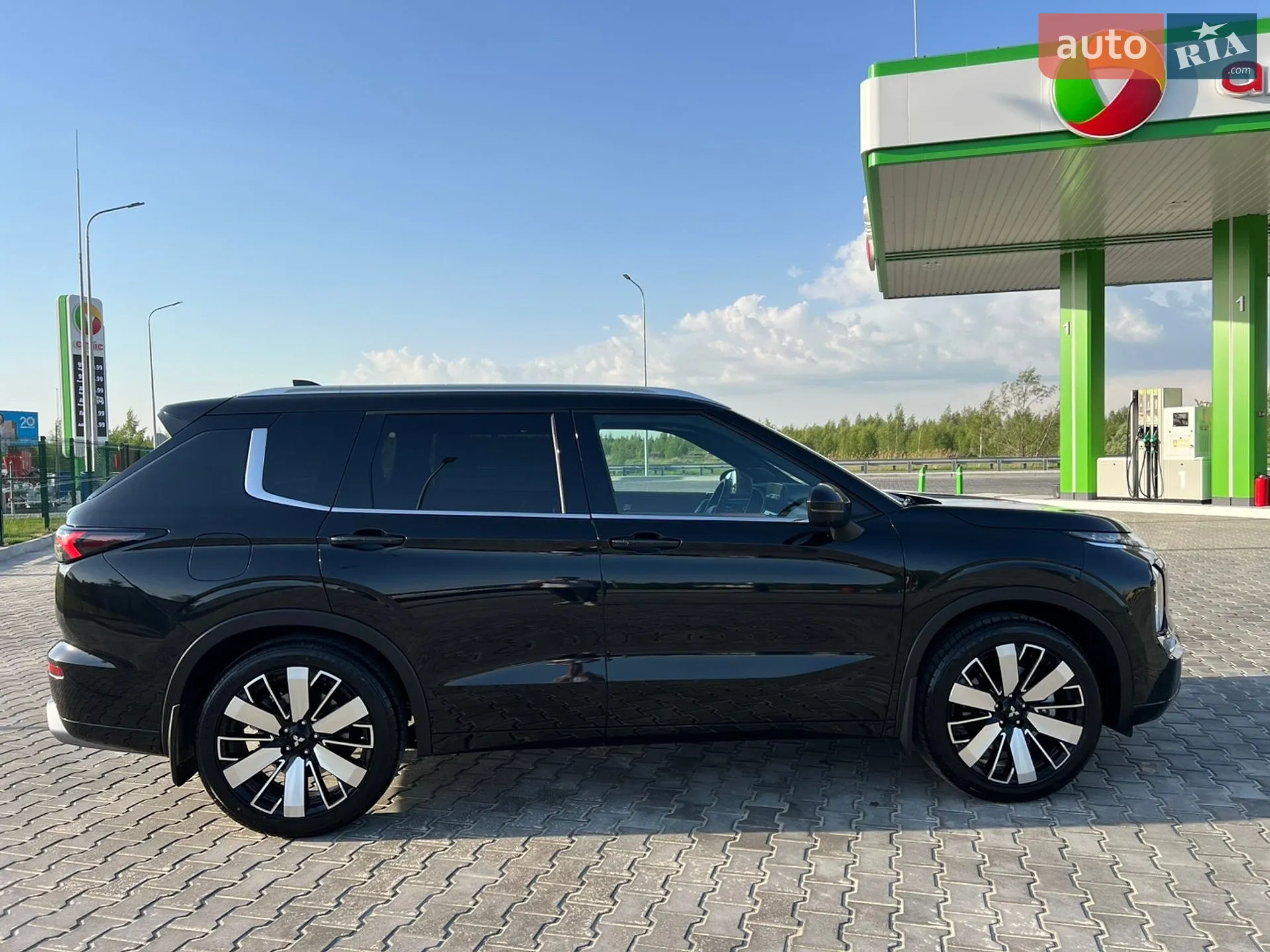 2025 Mitsubishi Outlander - мініатюра 7