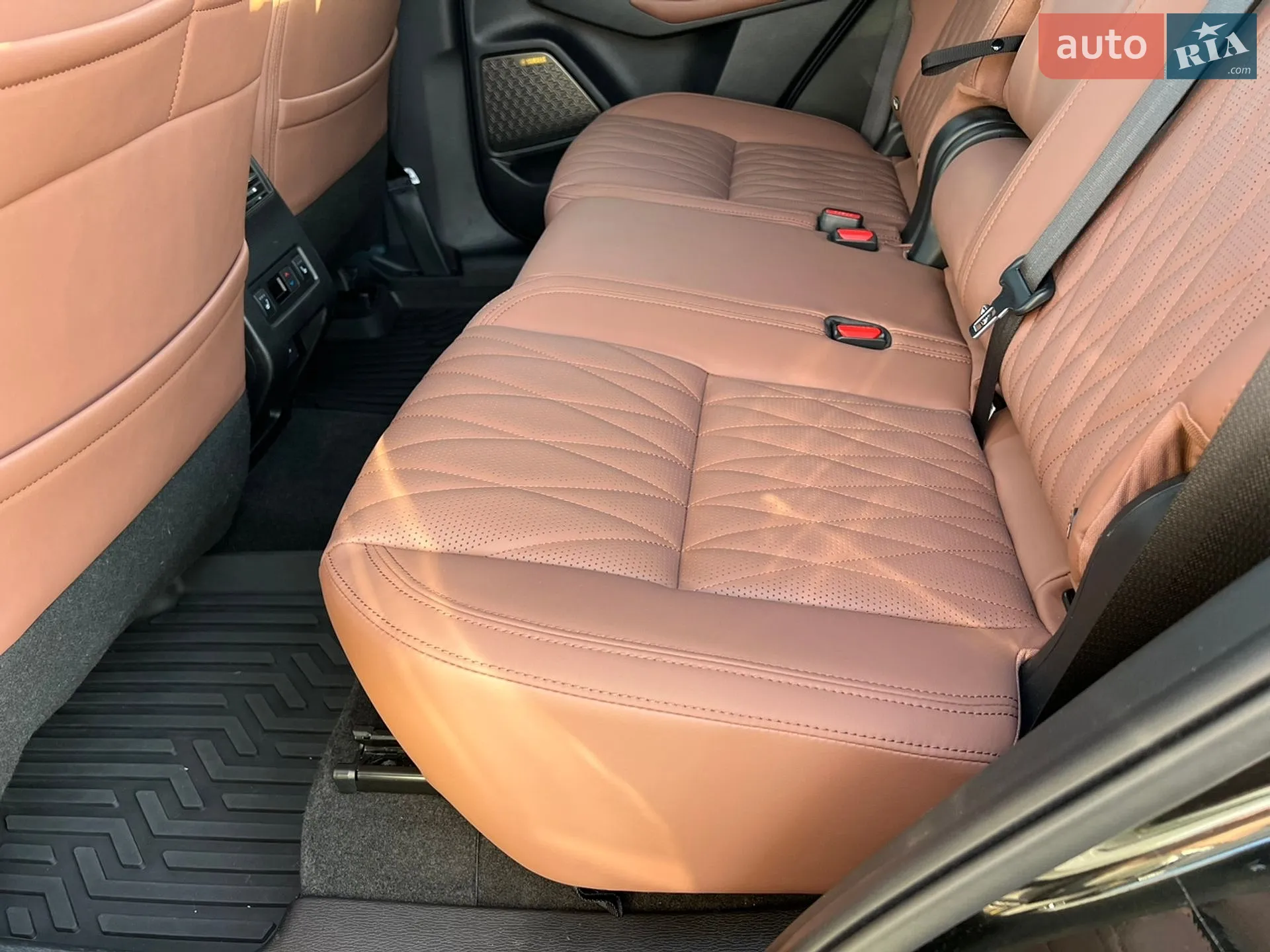 2025 Mitsubishi Outlander - мініатюра 26