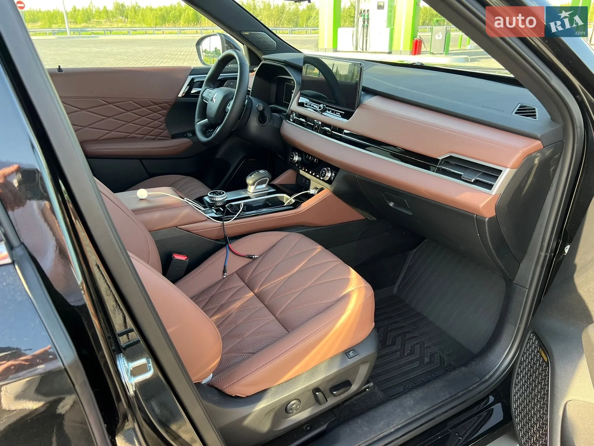 2025 Mitsubishi Outlander - мініатюра 30
