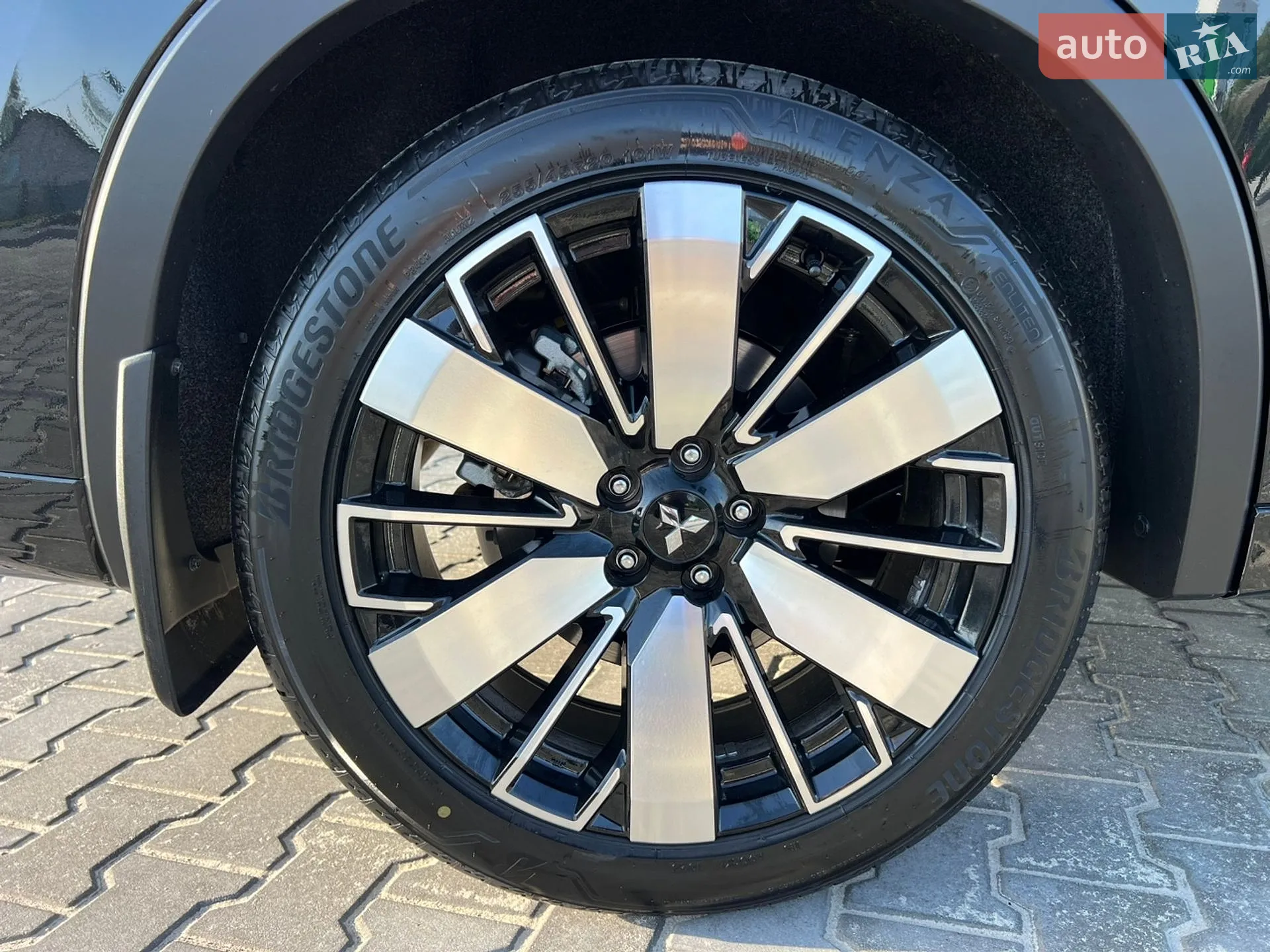 2025 Mitsubishi Outlander - мініатюра 40