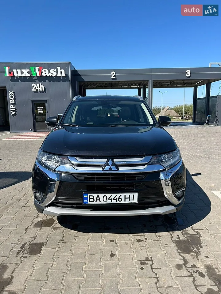 2015 Mitsubishi Outlander - мініатюра 15