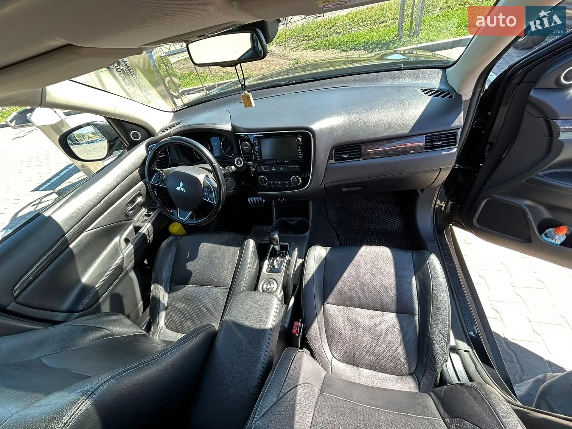 2015 Mitsubishi Outlander - мініатюра 24