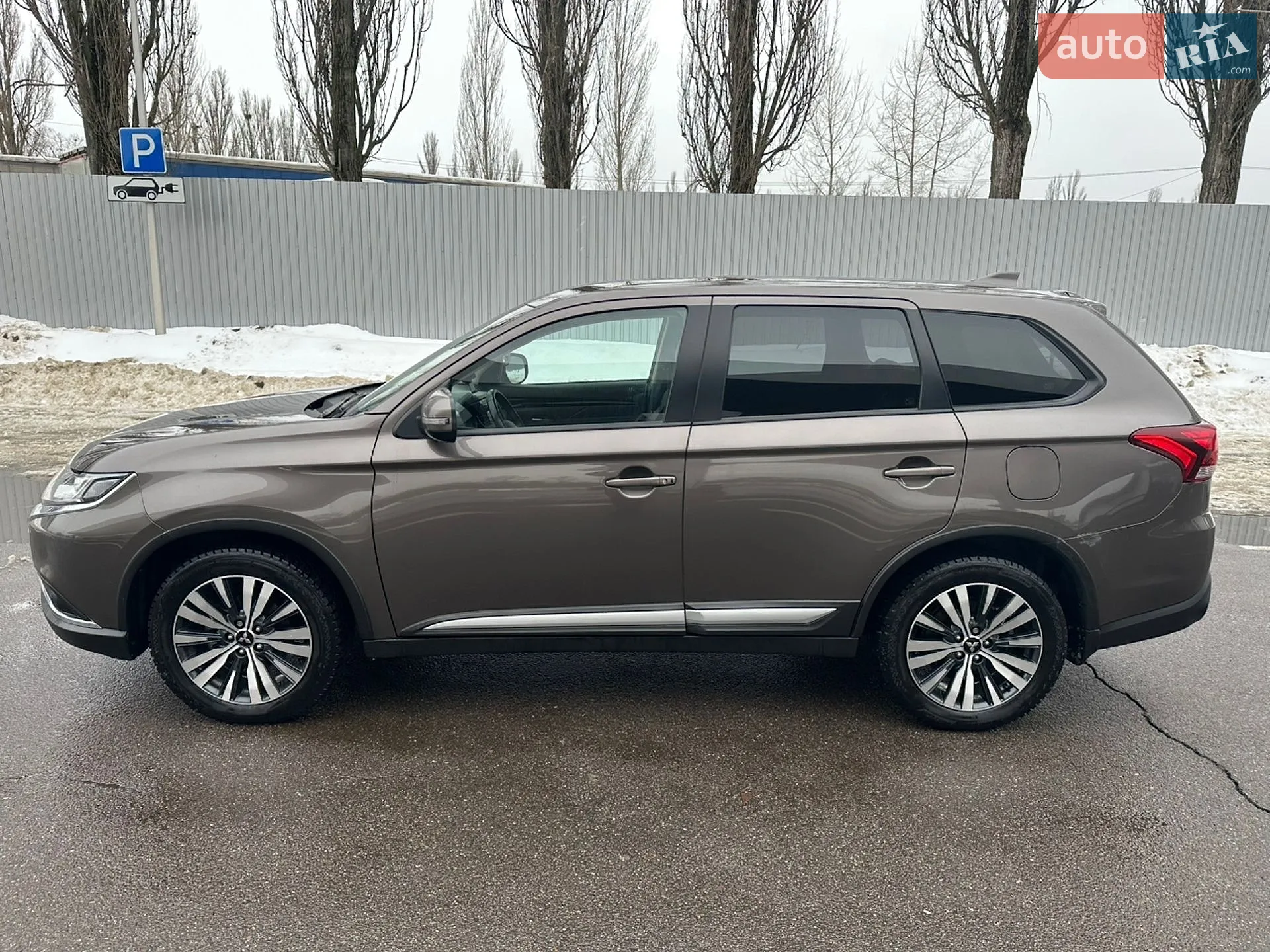 2019 Mitsubishi Outlander - мініатюра 5
