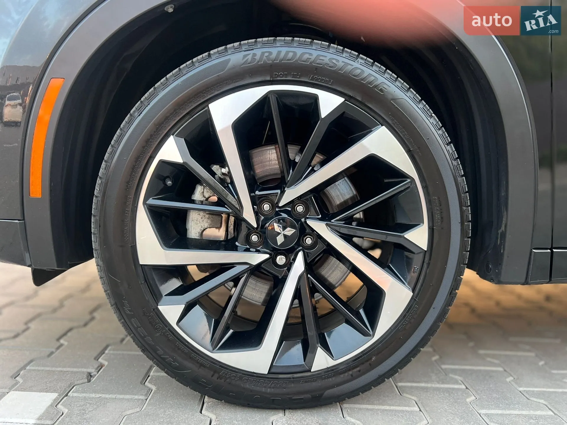 2023 Mitsubishi Outlander - мініатюра 12
