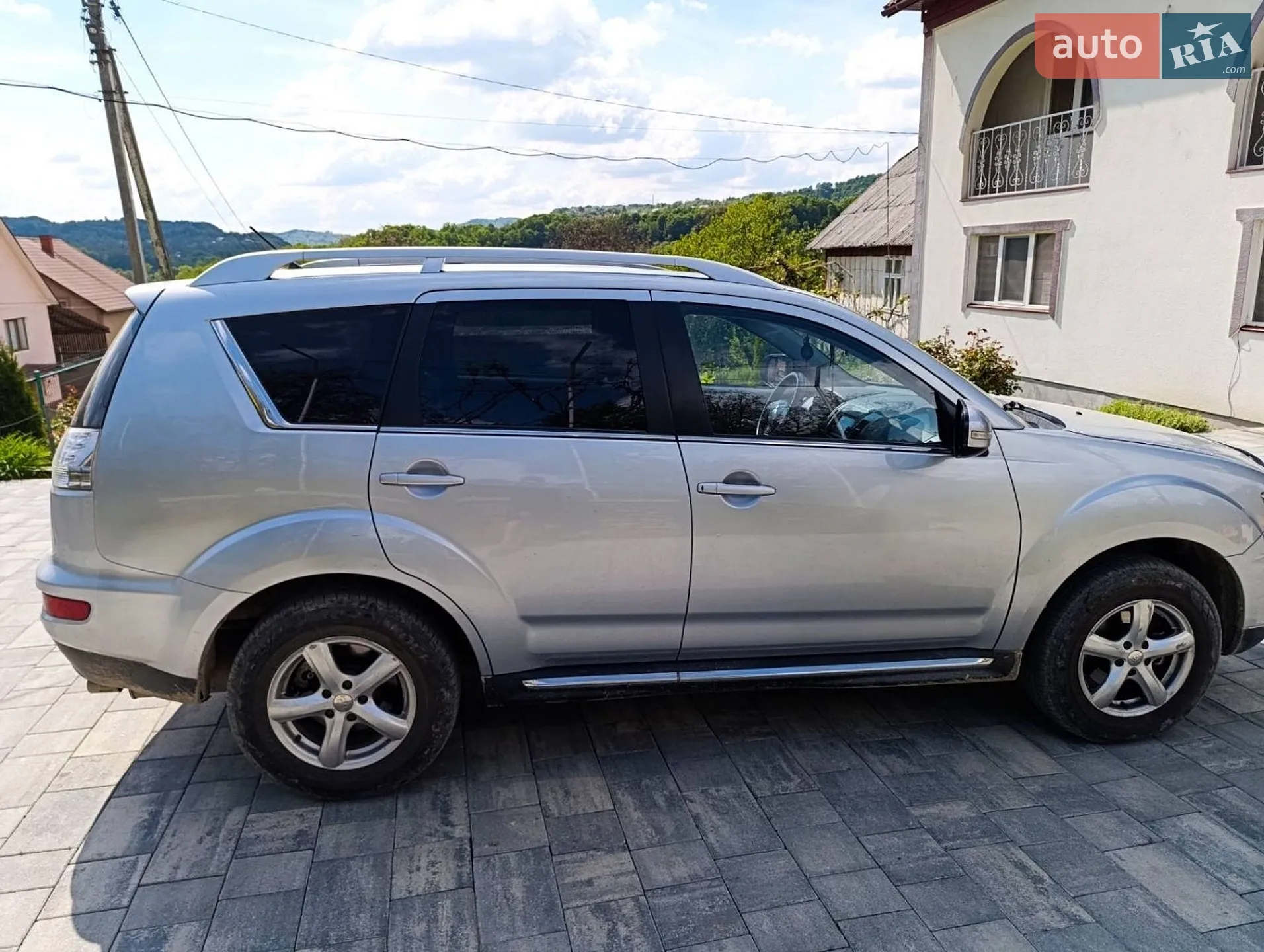 2010 Mitsubishi Outlander - мініатюра 3
