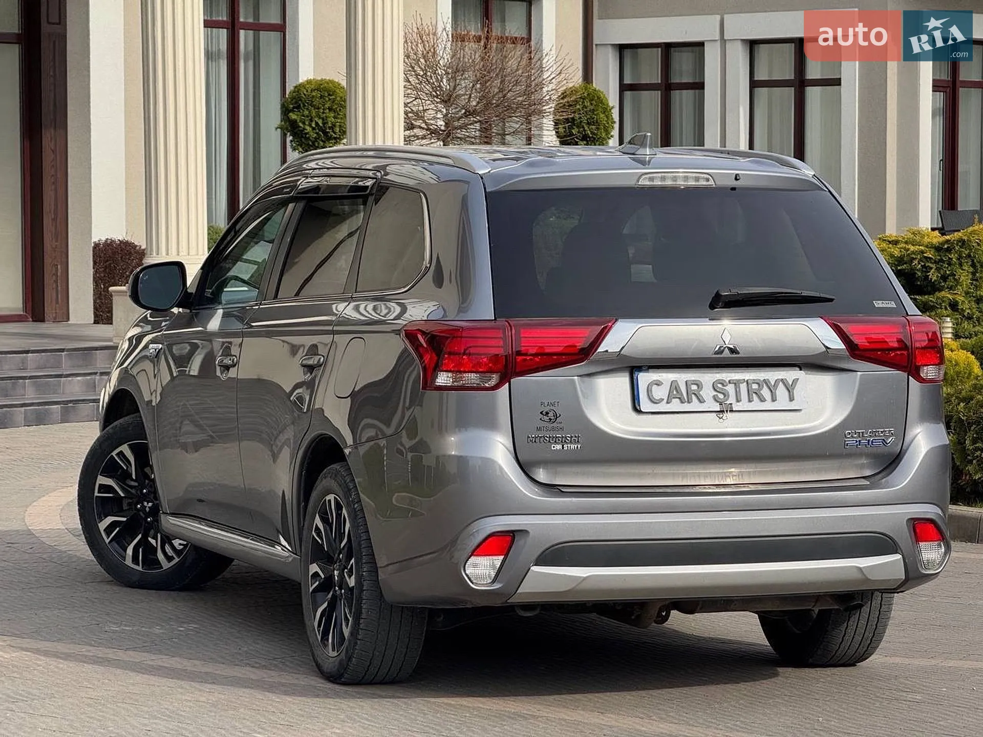 2018 Mitsubishi Outlander - мініатюра 2