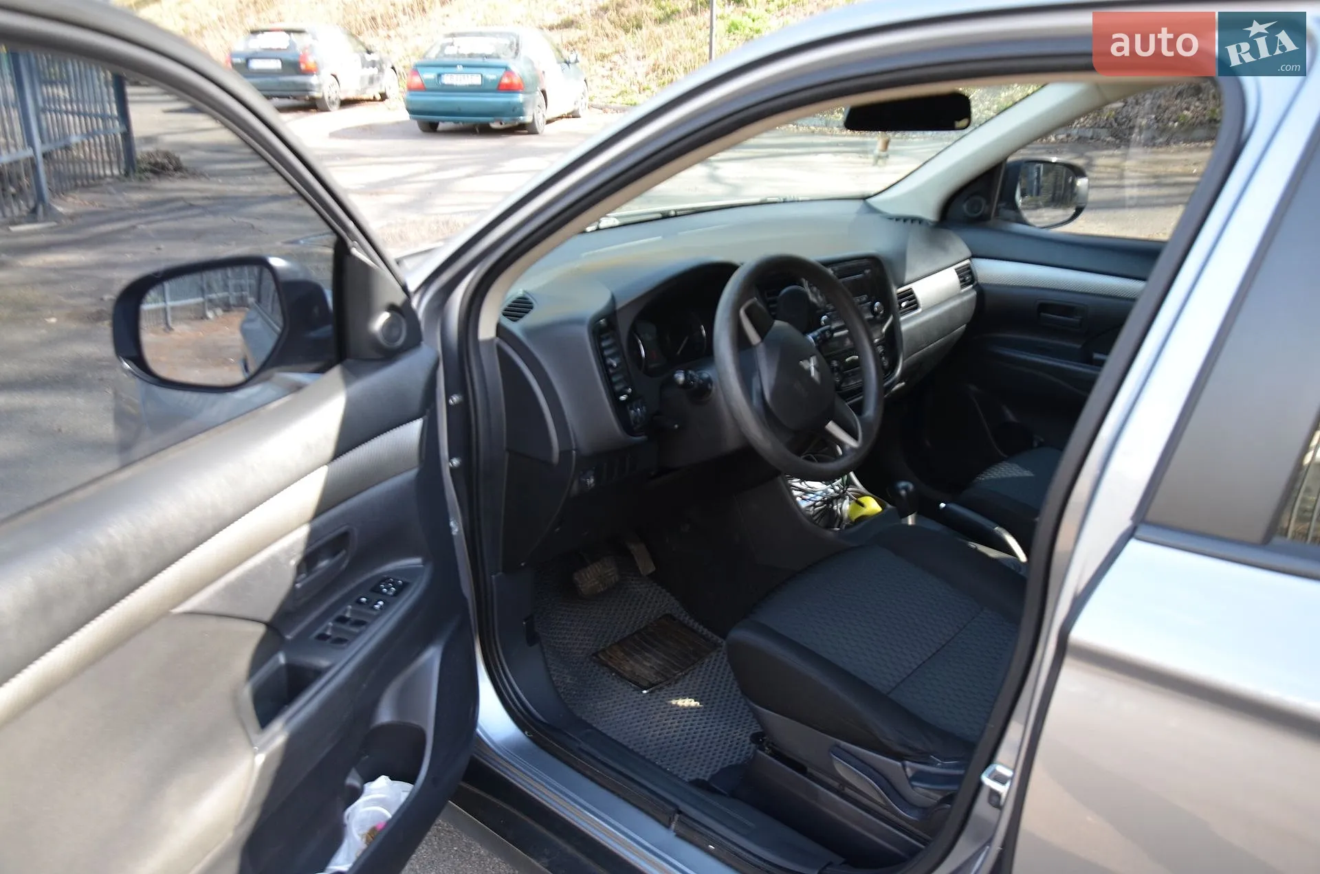 2014 Mitsubishi Outlander - мініатюра 9