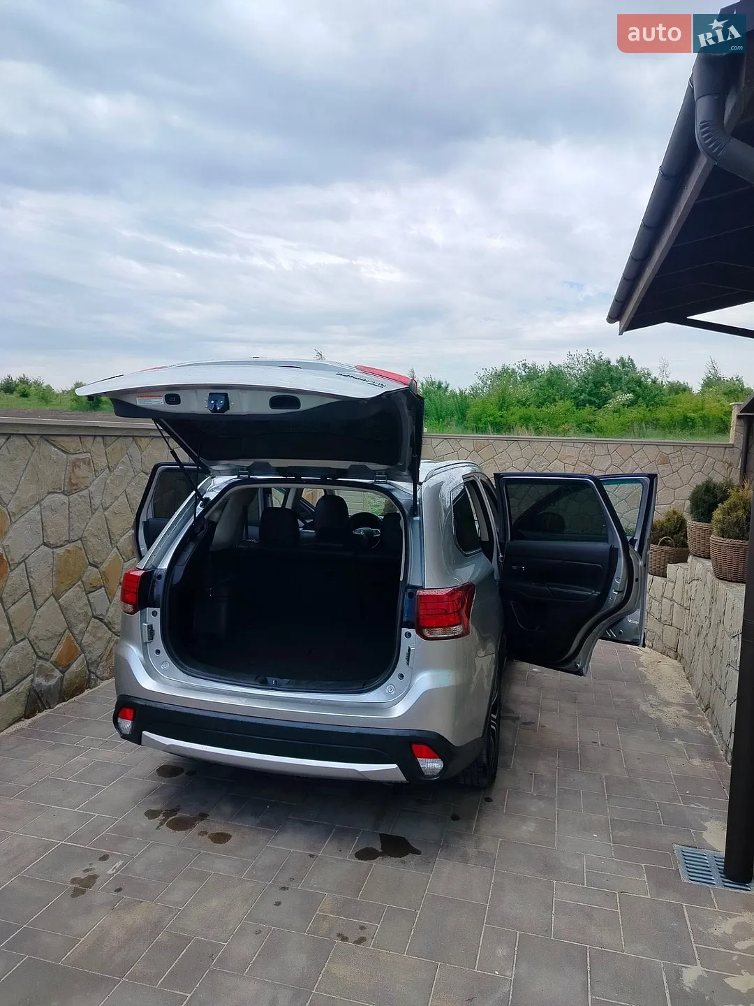 2018 Mitsubishi Outlander - мініатюра 14