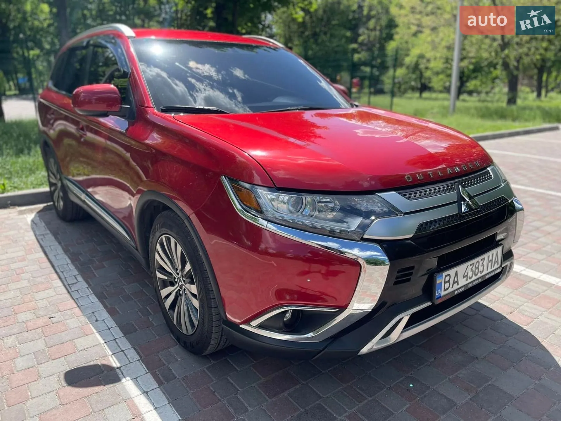 2018 Mitsubishi Outlander - мініатюра 3