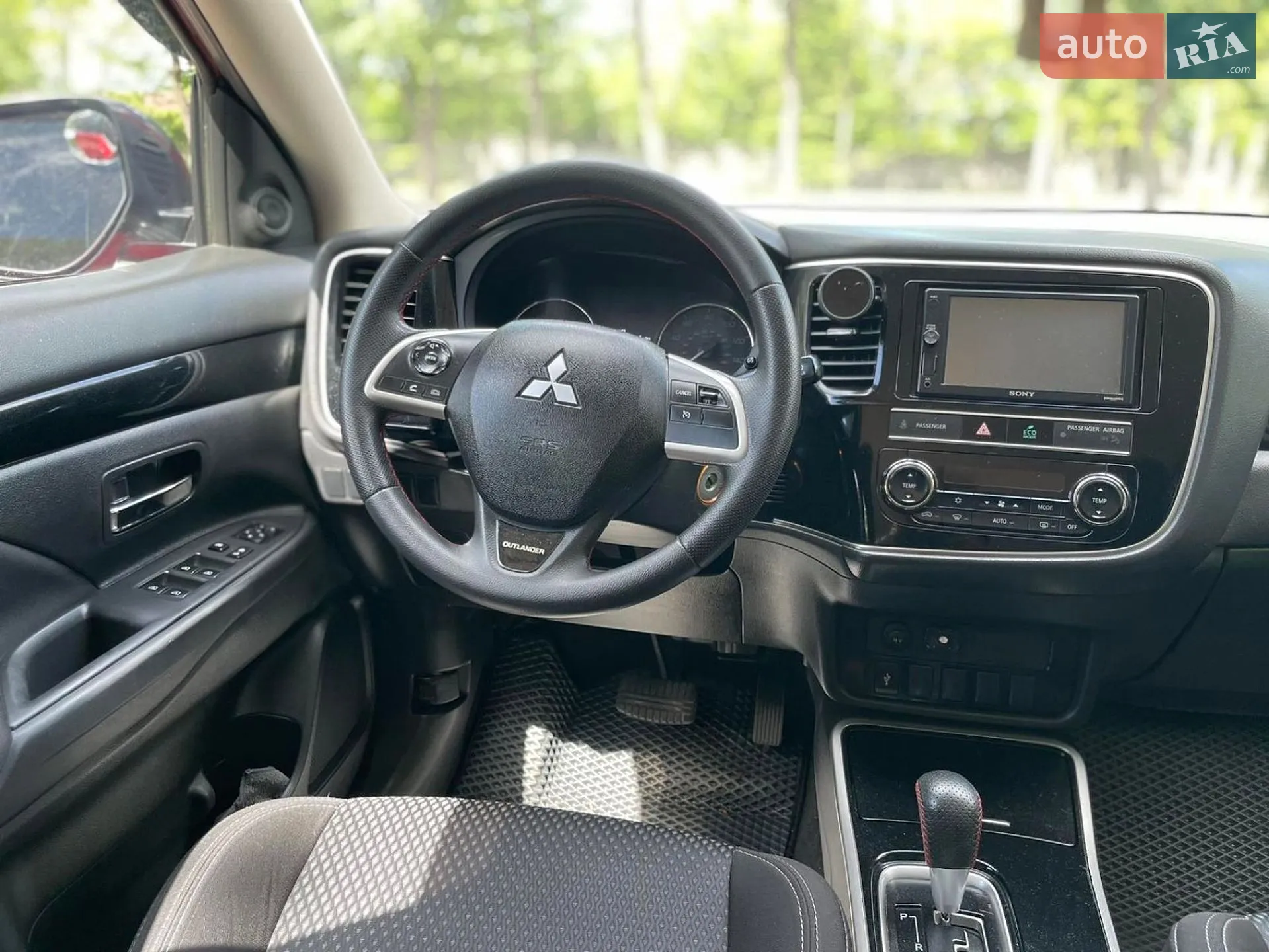 2018 Mitsubishi Outlander - мініатюра 11