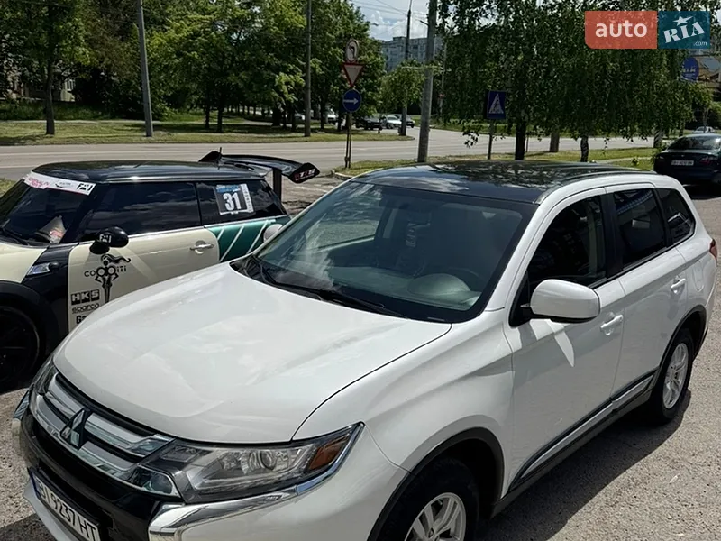 Mitsubishi Outlander