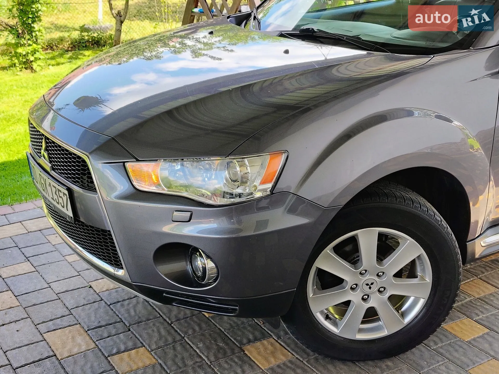 2010 Mitsubishi Outlander - мініатюра 8
