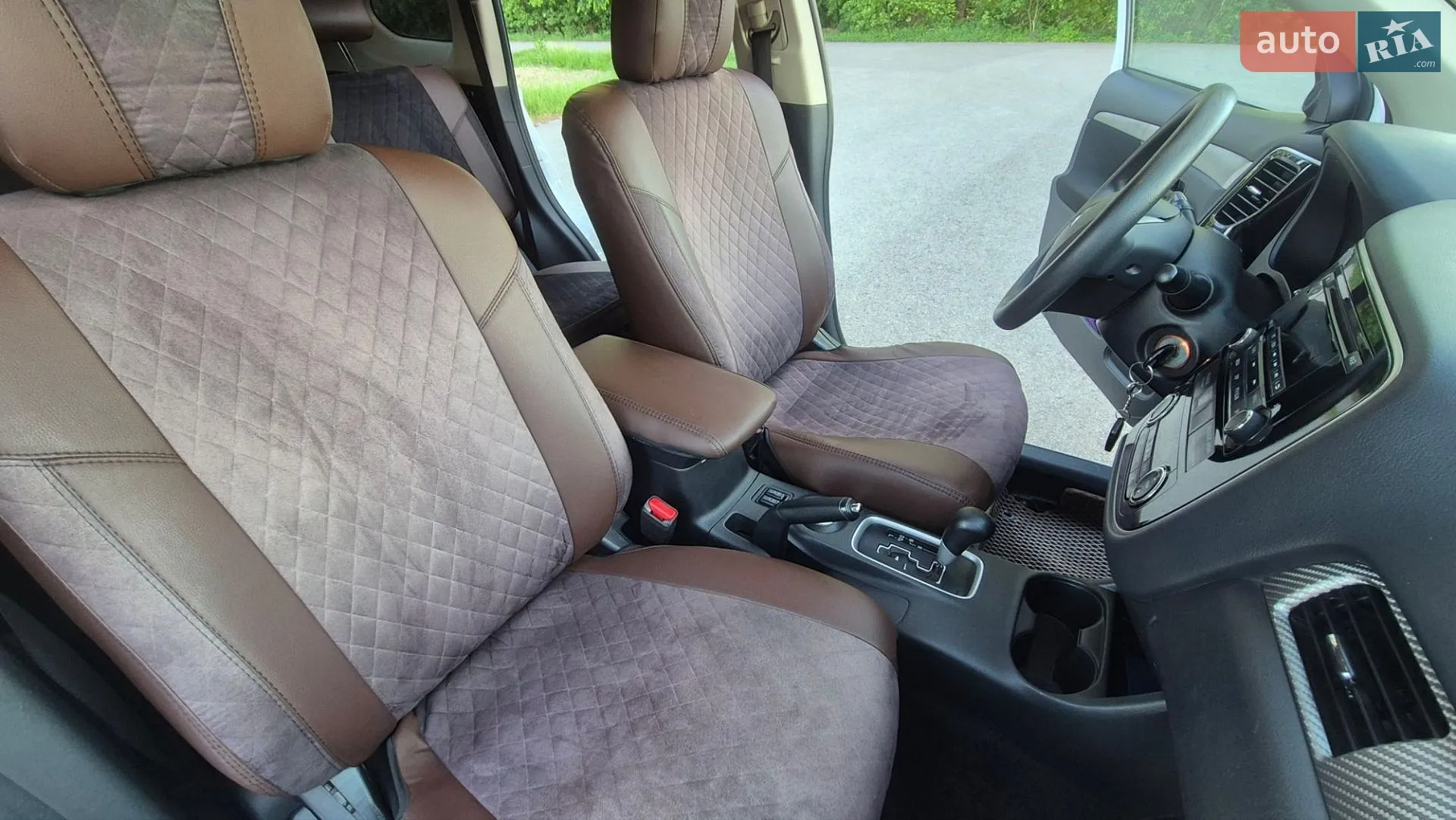 2012 Mitsubishi Outlander - мініатюра 13