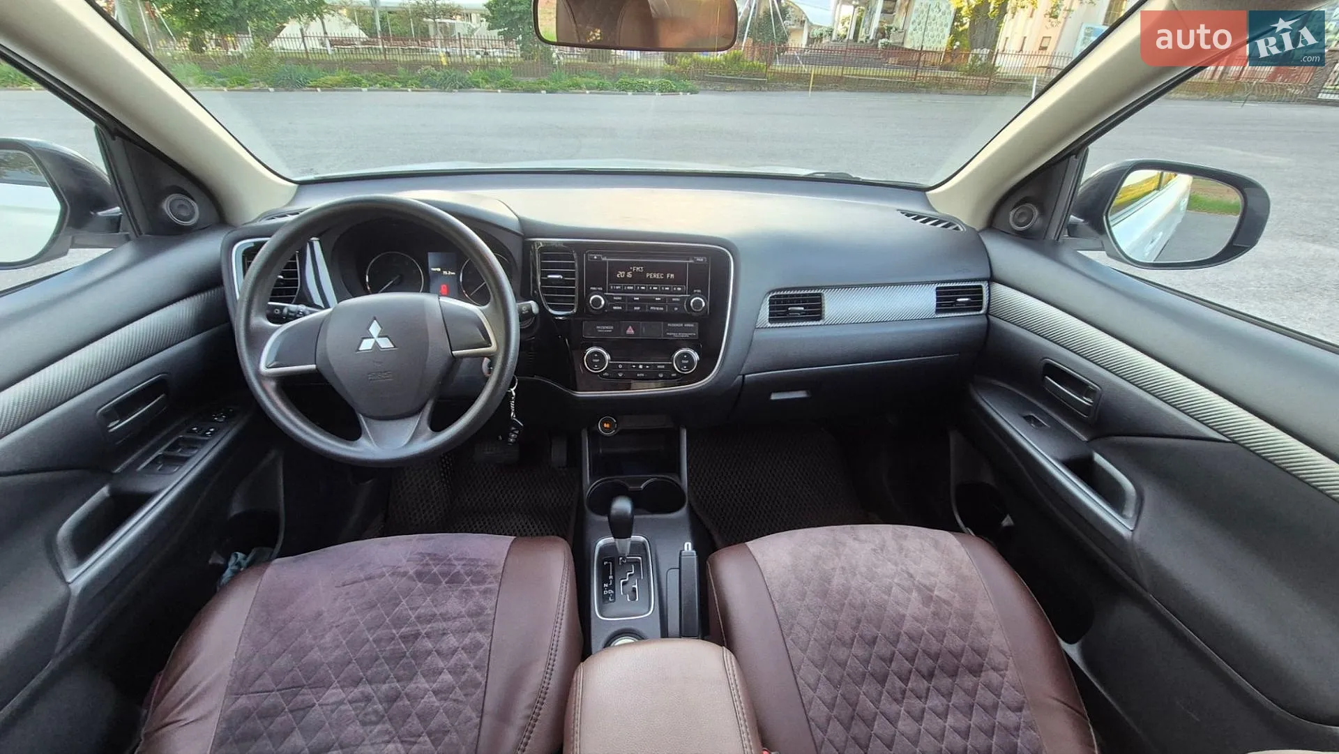 2012 Mitsubishi Outlander - мініатюра 14