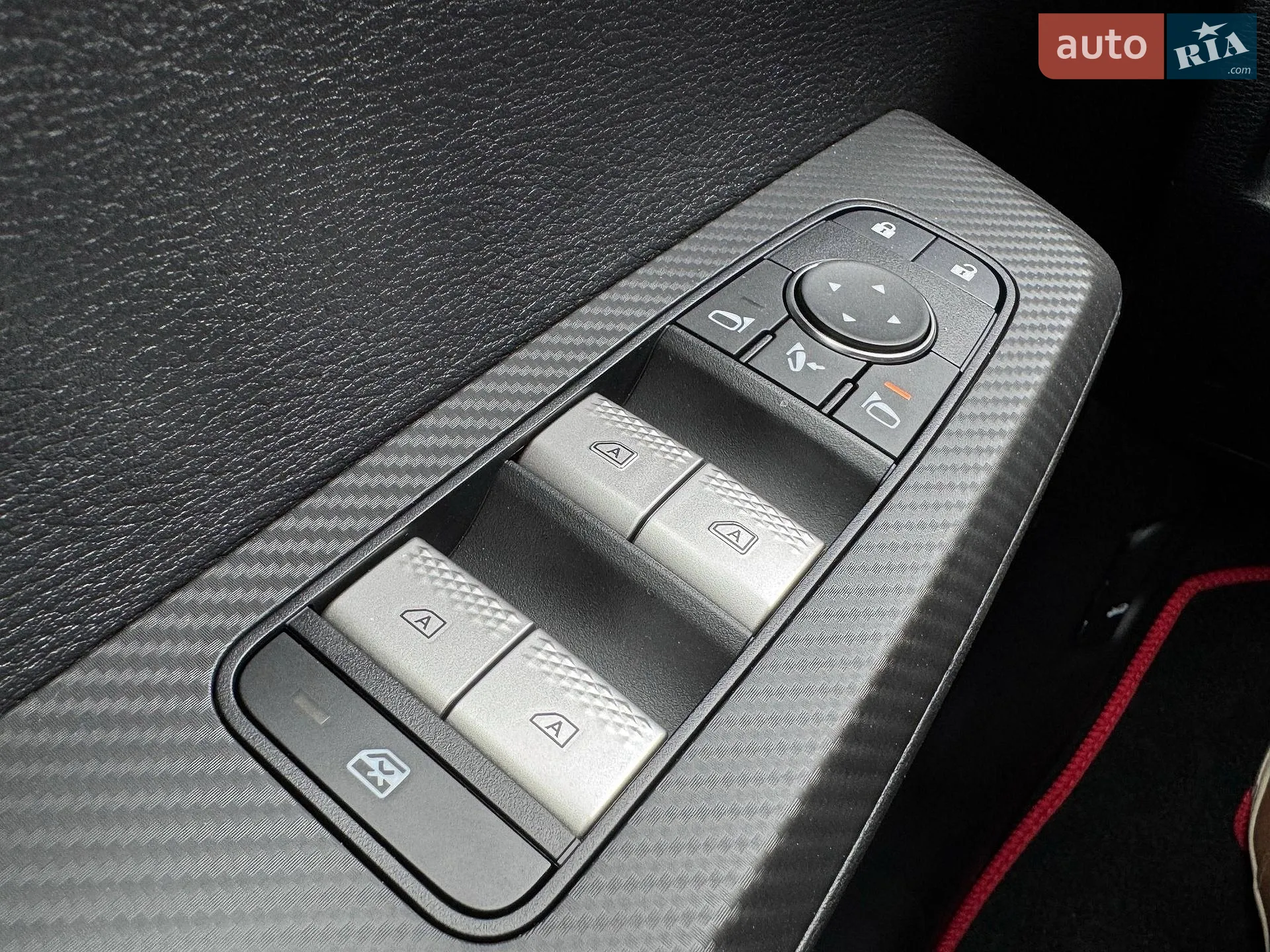 2024 Mitsubishi Outlander - мініатюра 33