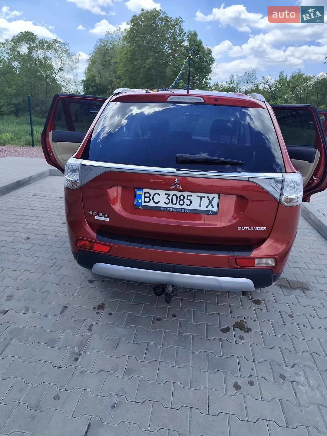 2014 Mitsubishi Outlander - мініатюра 3
