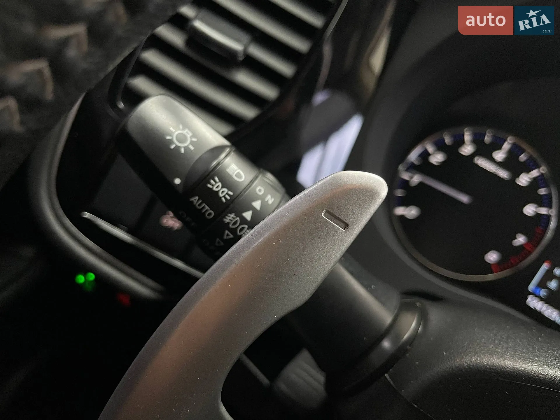 2020 Mitsubishi Outlander - мініатюра 24