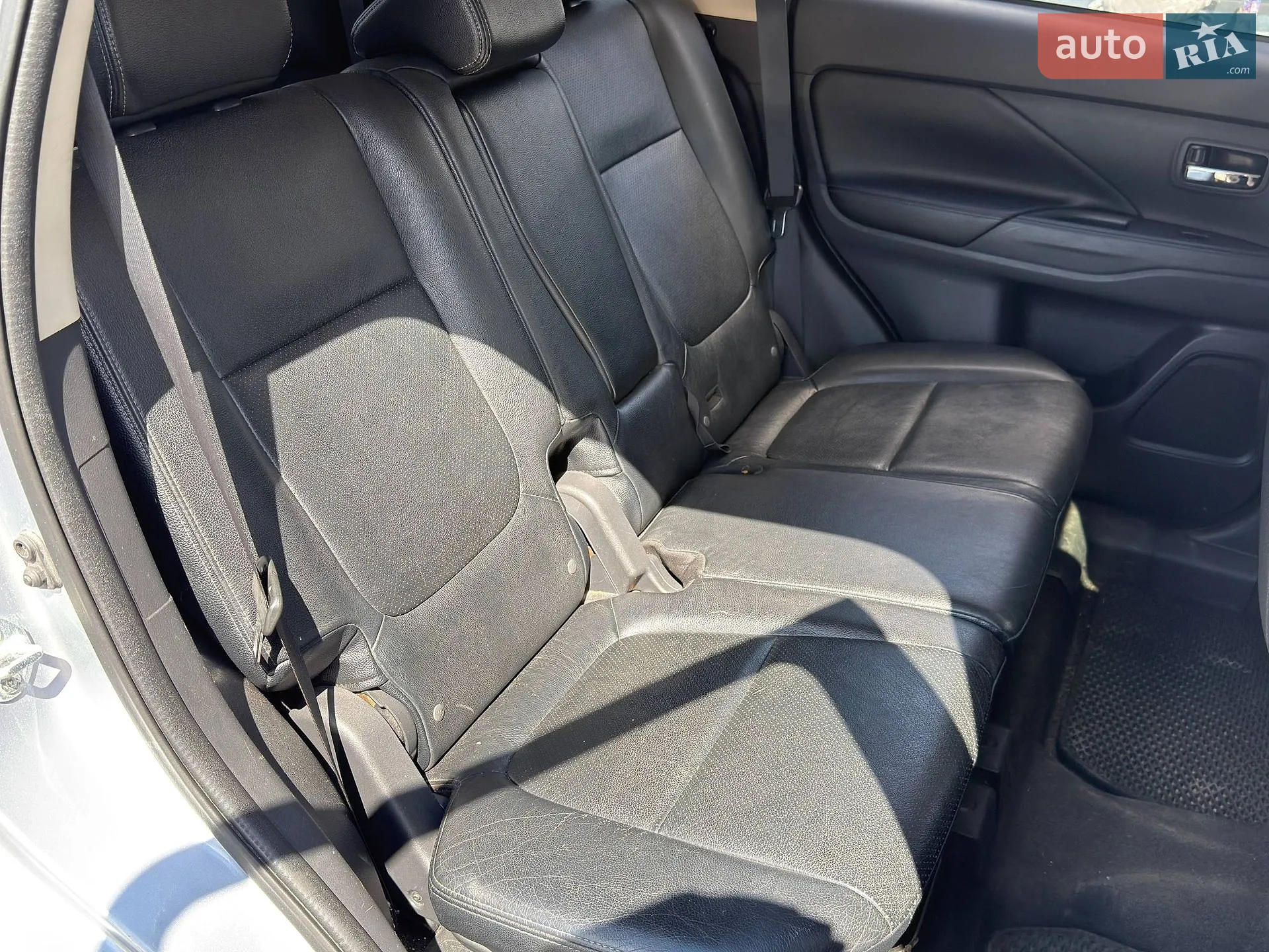 2013 Mitsubishi Outlander - мініатюра 19