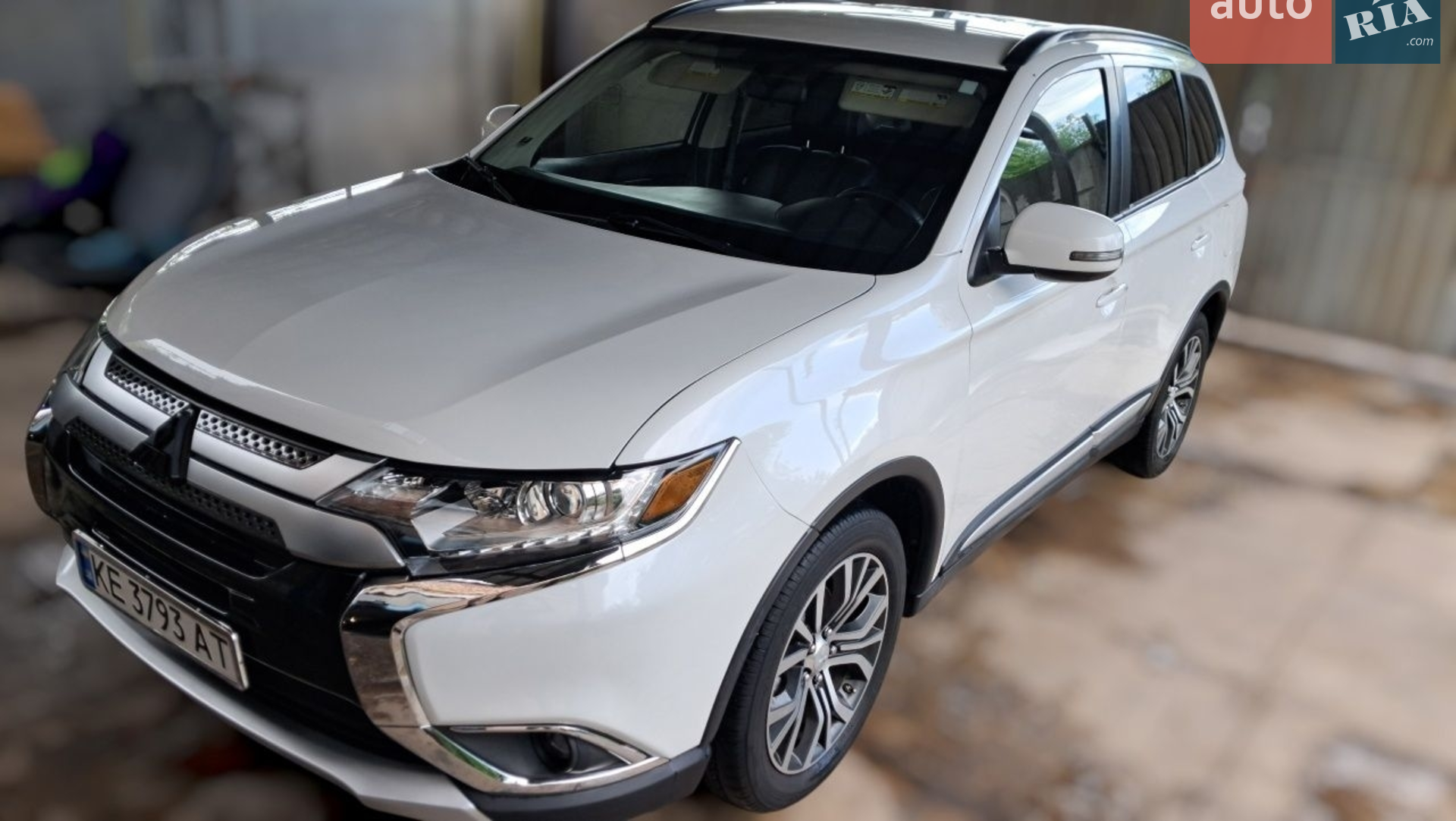 2016 Mitsubishi Outlander - мініатюра 2