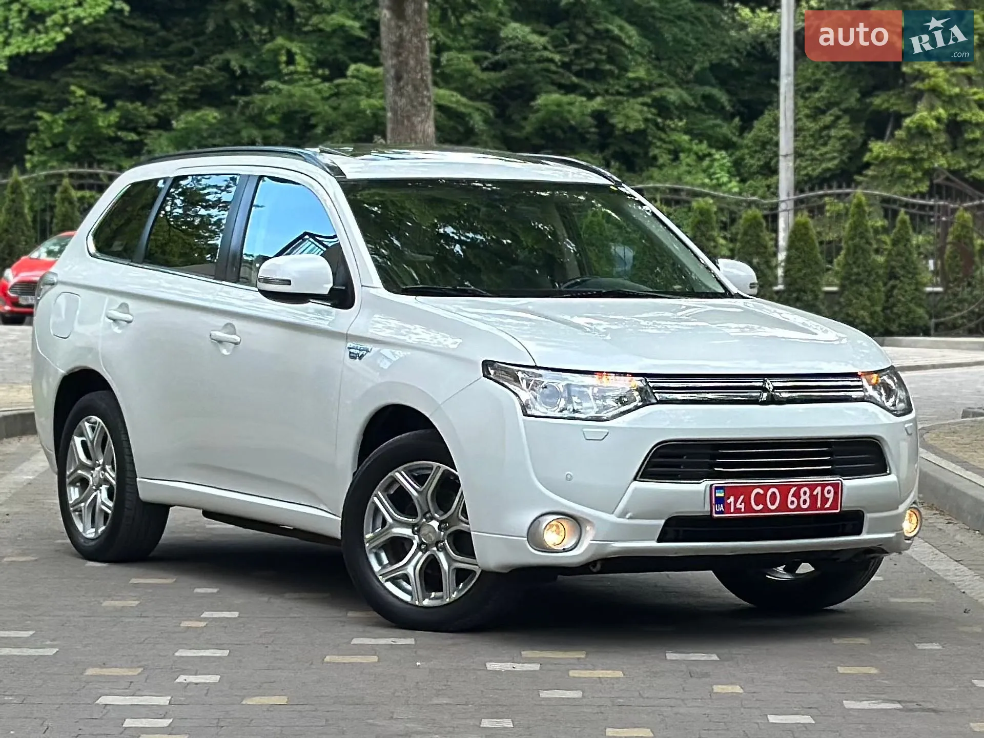 2015 Mitsubishi Outlander - мініатюра 21