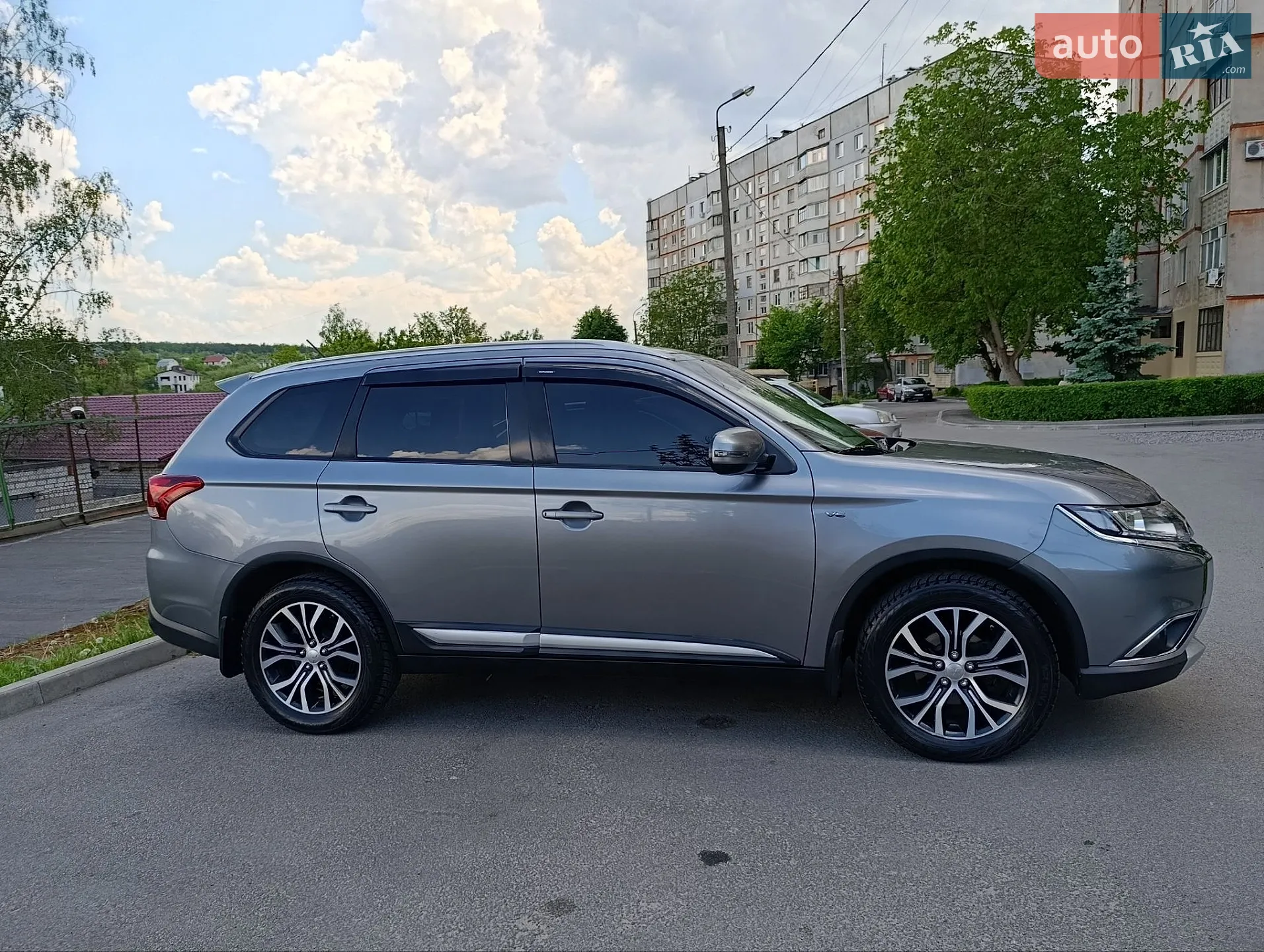 2016 Mitsubishi Outlander - мініатюра 22