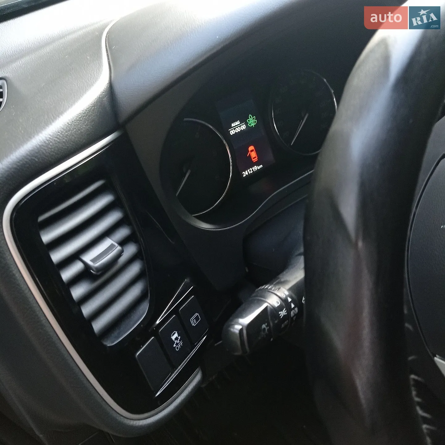 2012 Mitsubishi Outlander - мініатюра 26