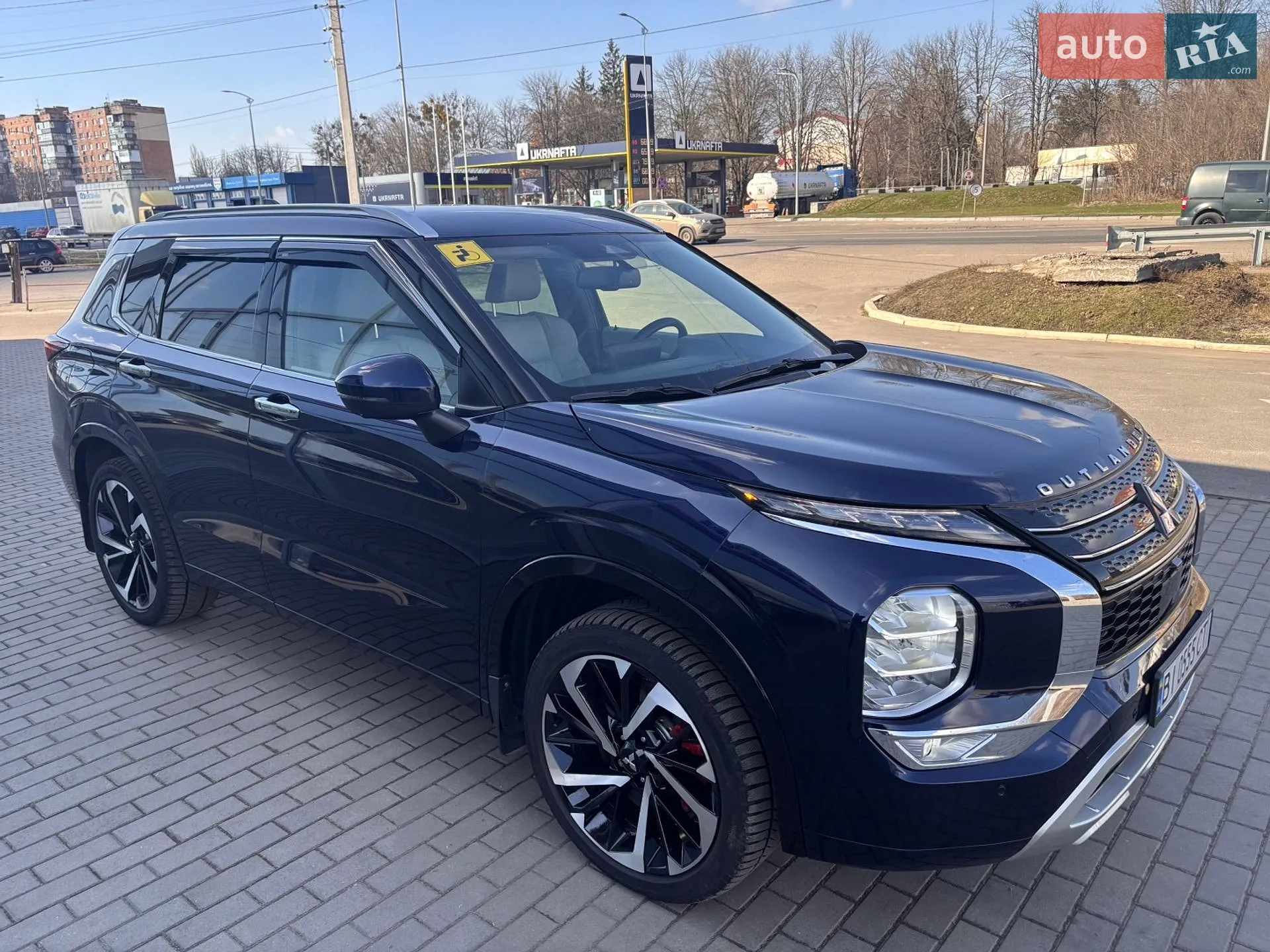 2022 Mitsubishi Outlander - мініатюра 14