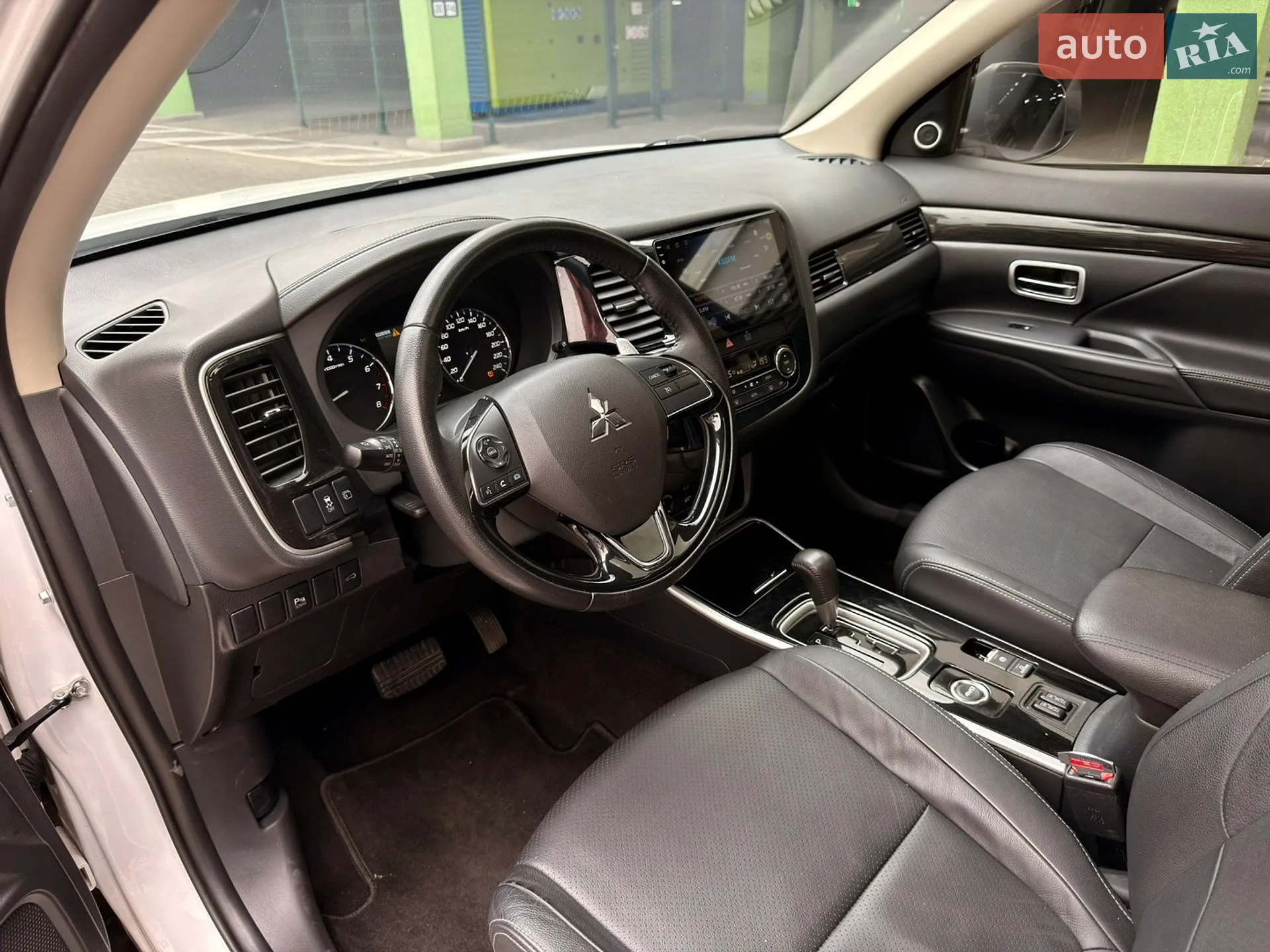 2018 Mitsubishi Outlander - мініатюра 18