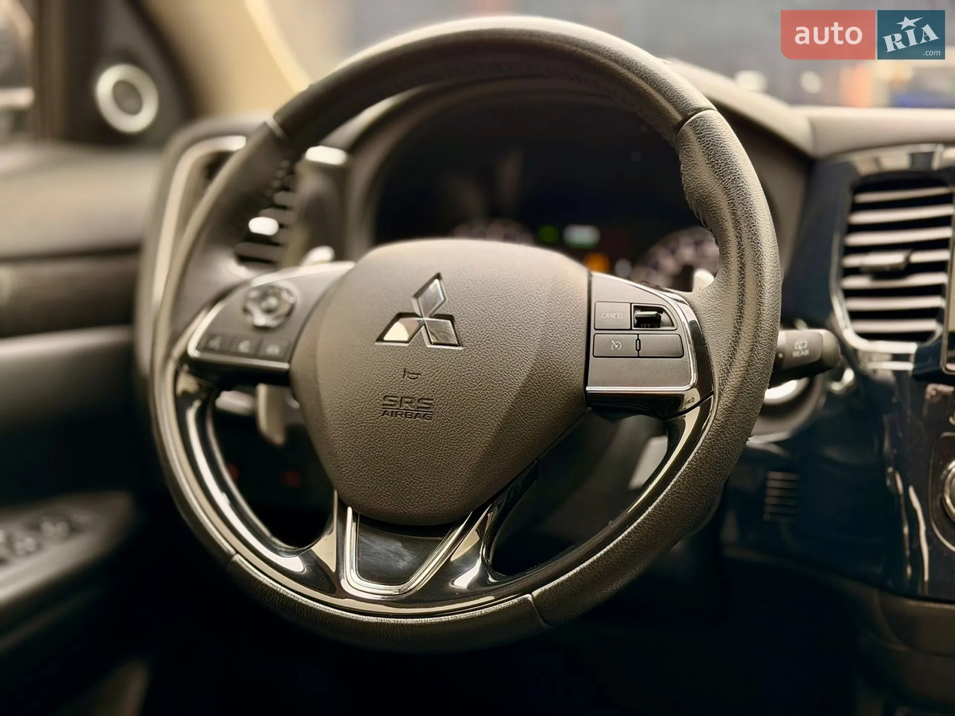 2018 Mitsubishi Outlander - мініатюра 22