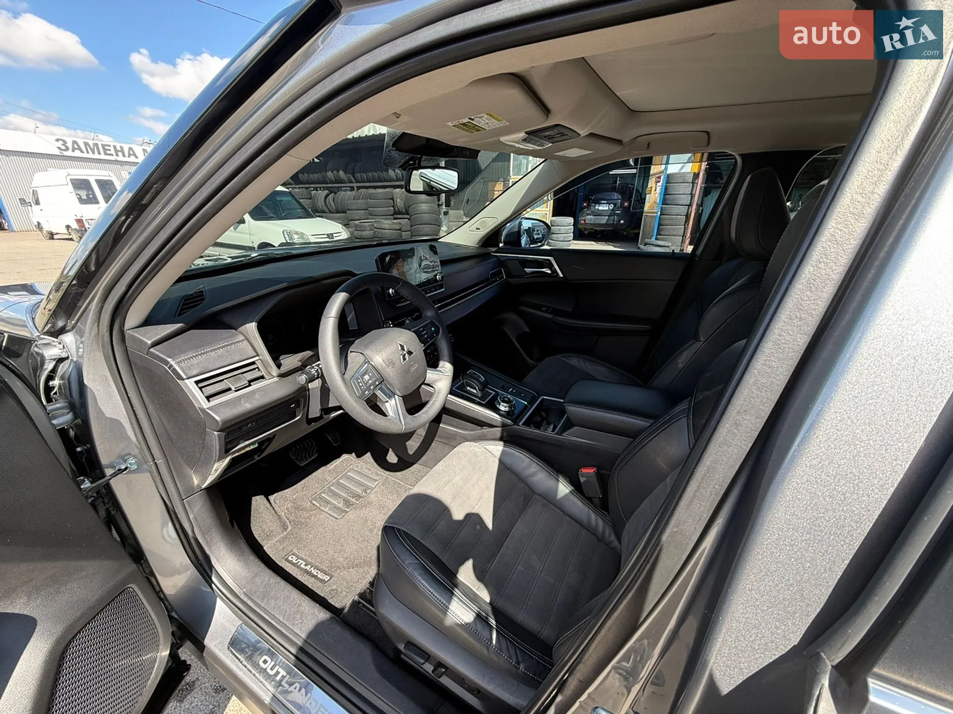 2022 Mitsubishi Outlander - мініатюра 7