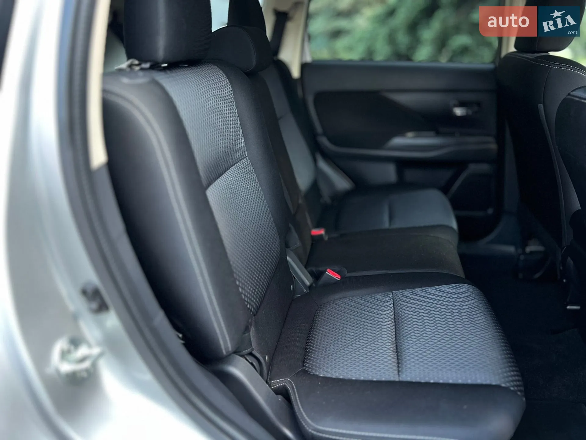 2018 Mitsubishi Outlander - мініатюра 25