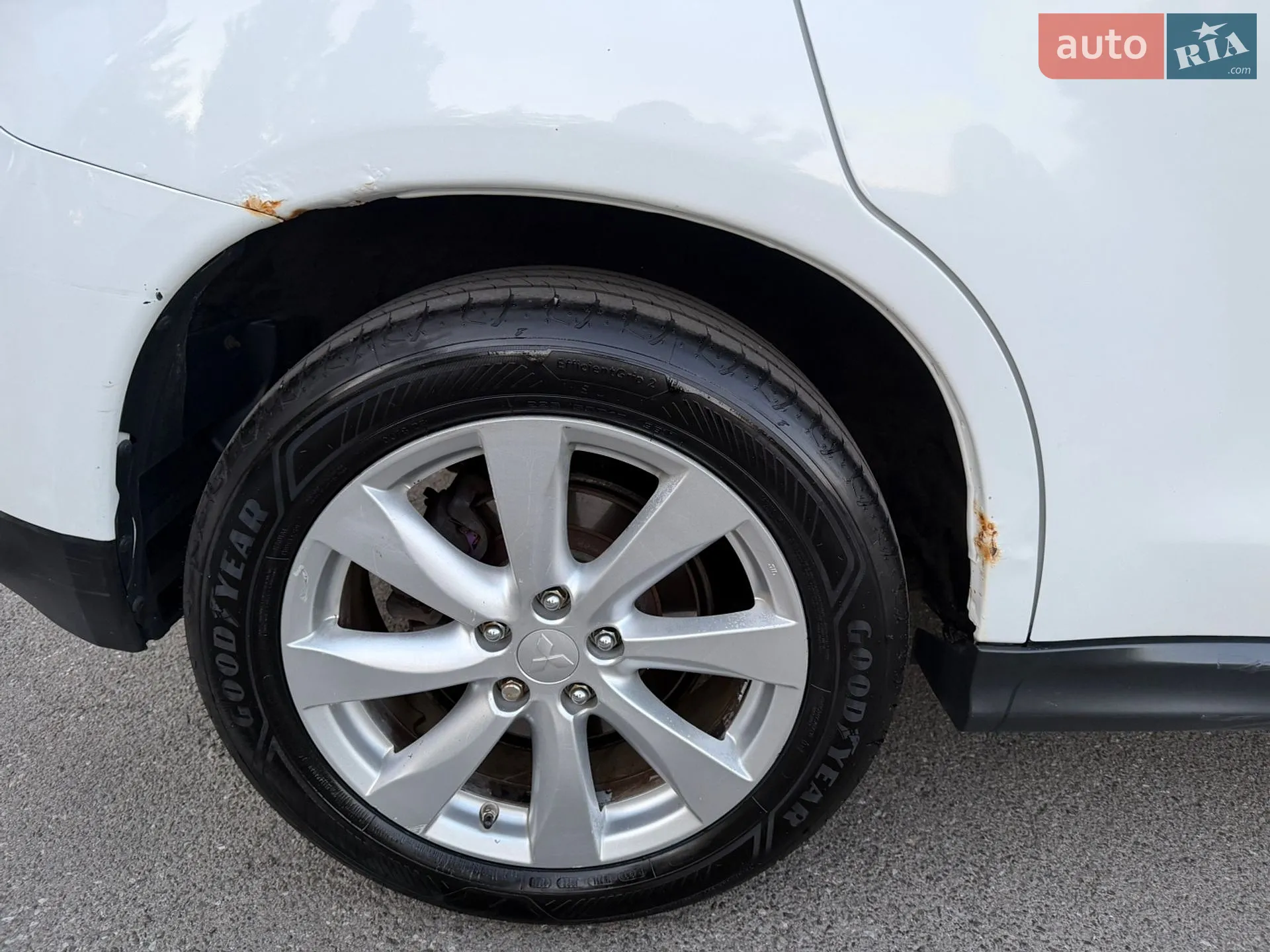 2014 Mitsubishi Outlander - мініатюра 11