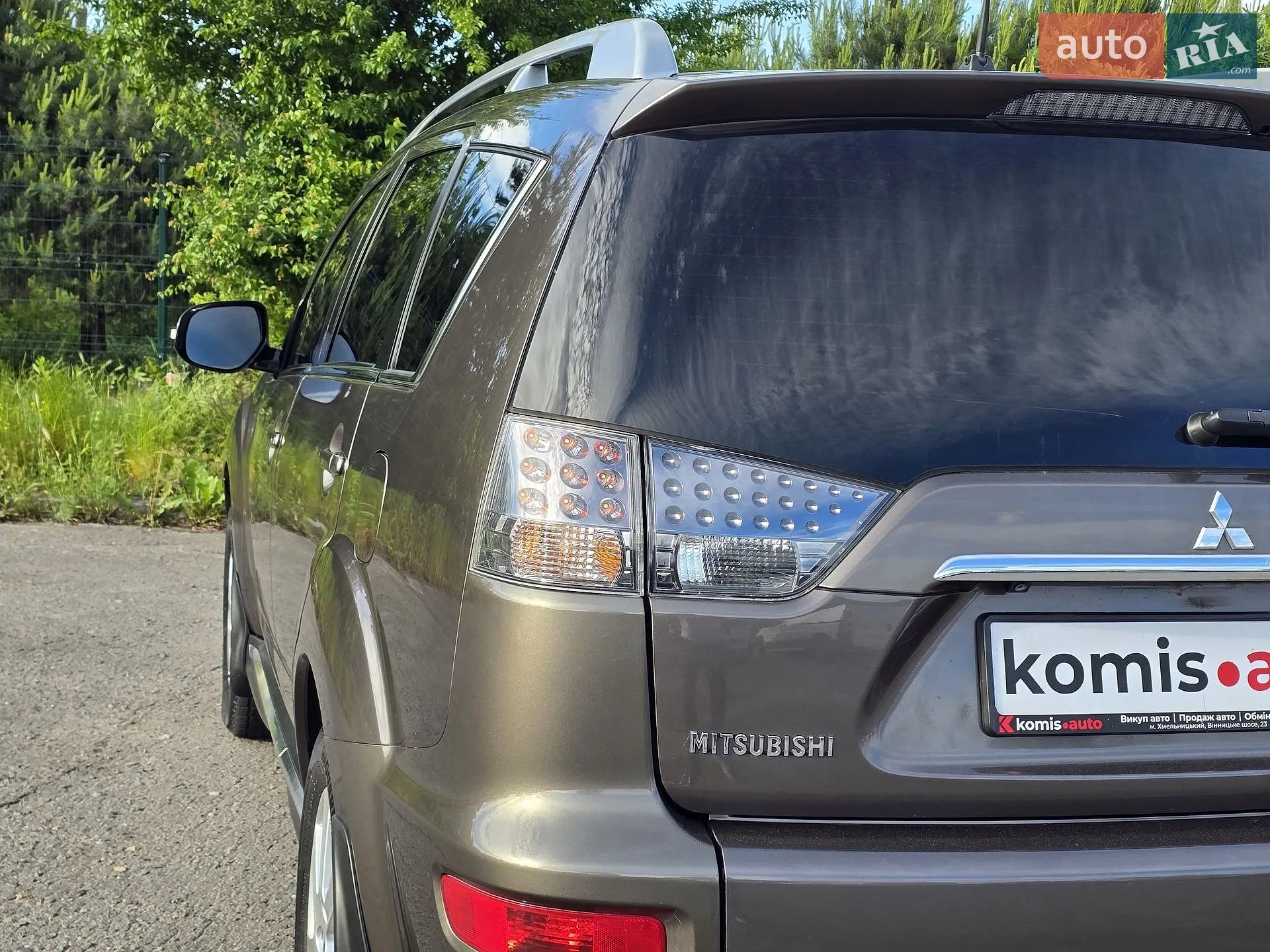 2010 Mitsubishi Outlander - мініатюра 9