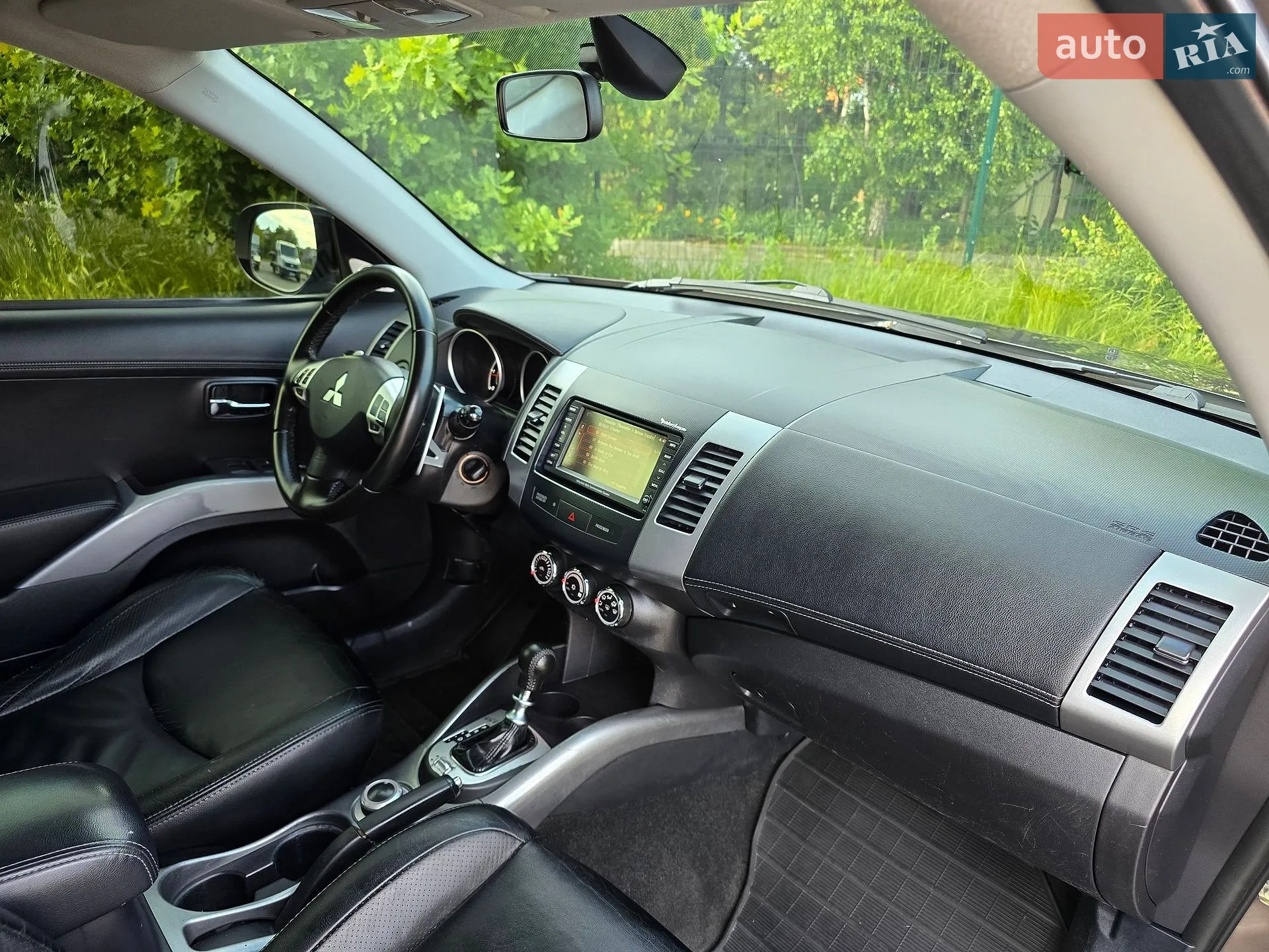 2010 Mitsubishi Outlander - мініатюра 20