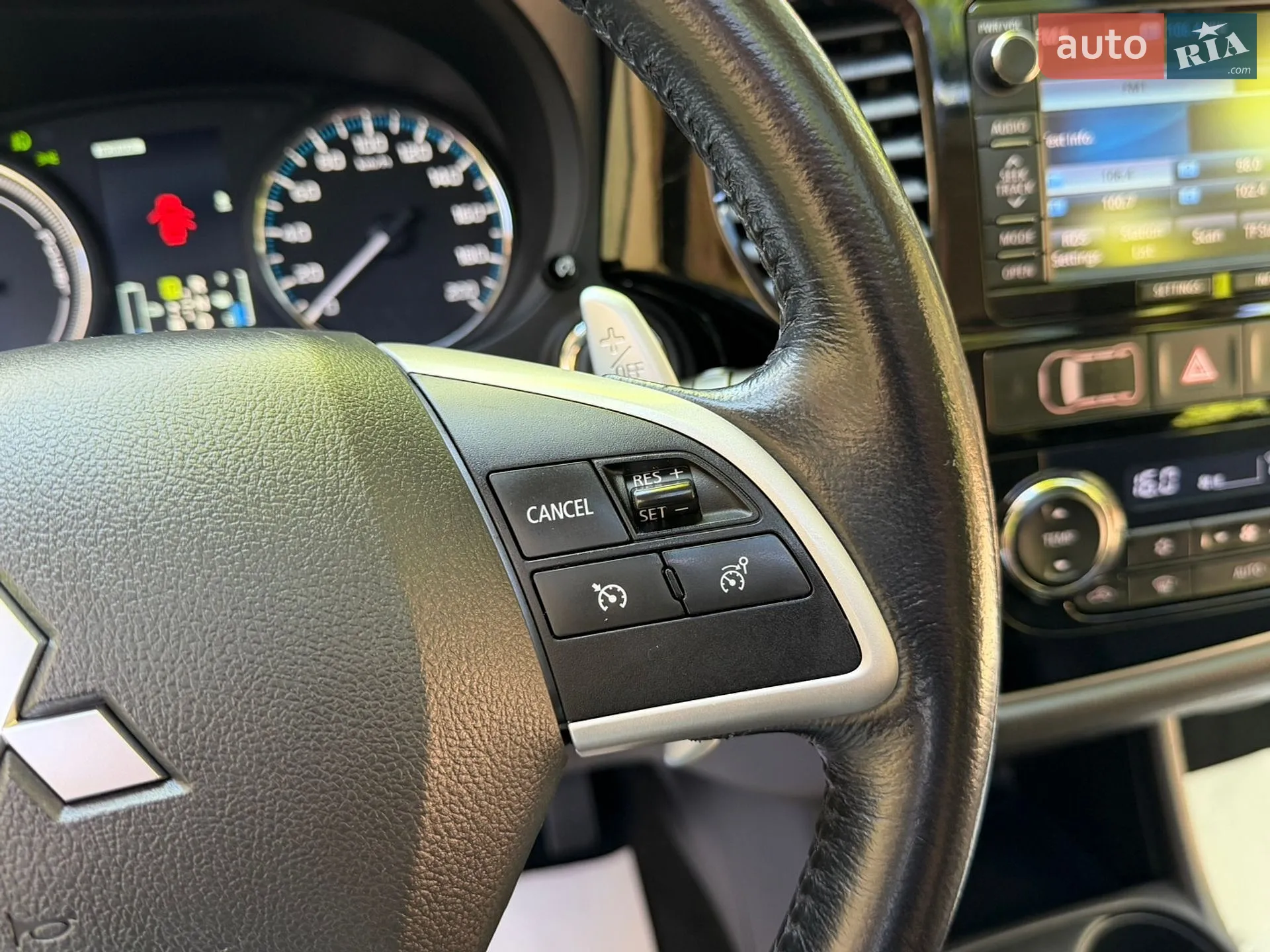 2014 Mitsubishi Outlander - мініатюра 78