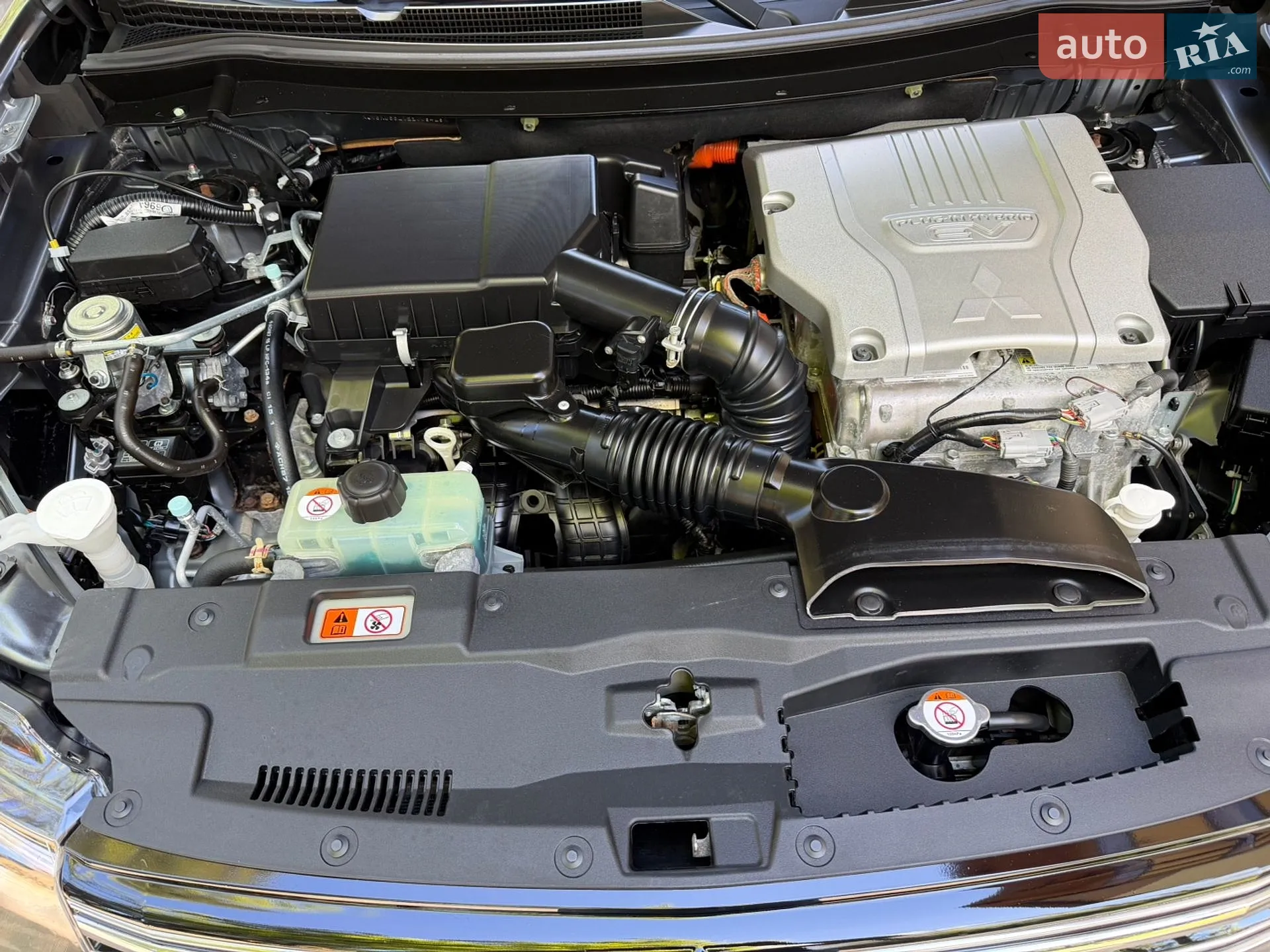 2014 Mitsubishi Outlander - мініатюра 109