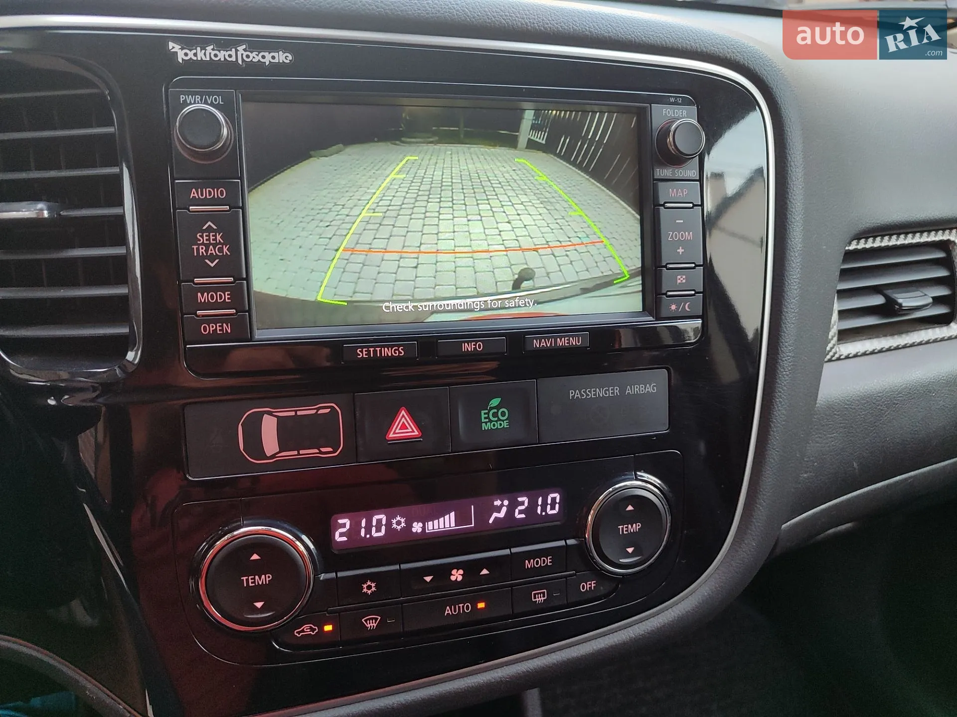 2013 Mitsubishi Outlander - мініатюра 10