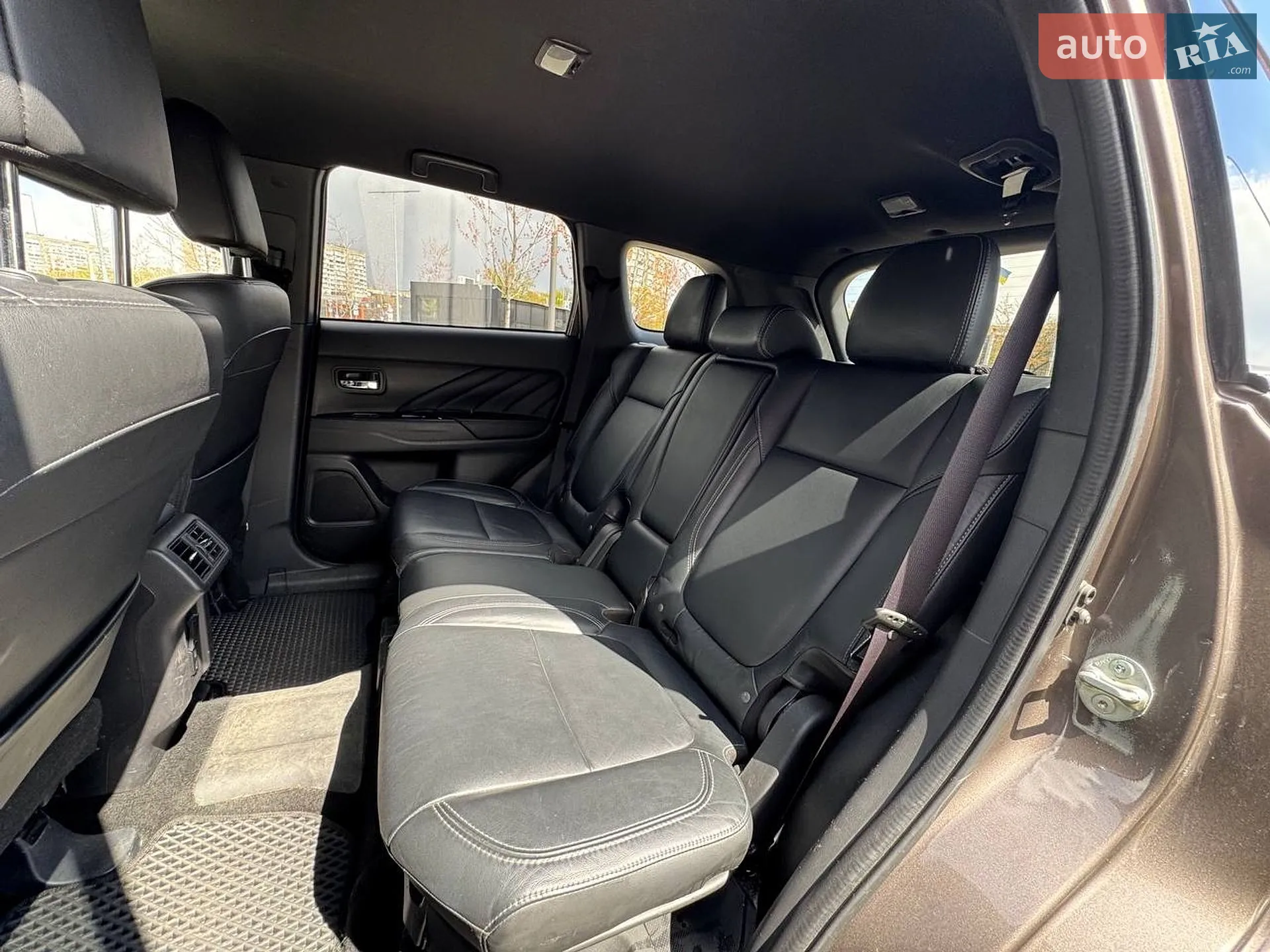 2019 Mitsubishi Outlander - мініатюра 9