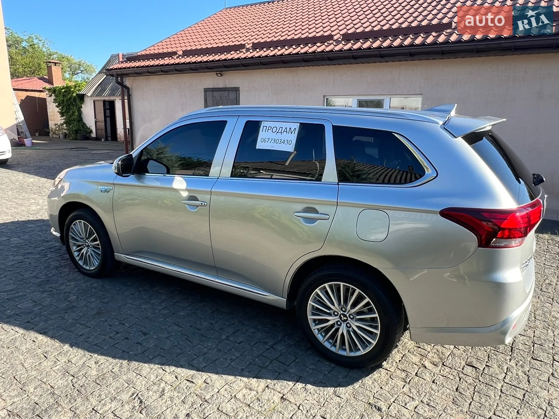 2021 Mitsubishi Outlander - мініатюра 7