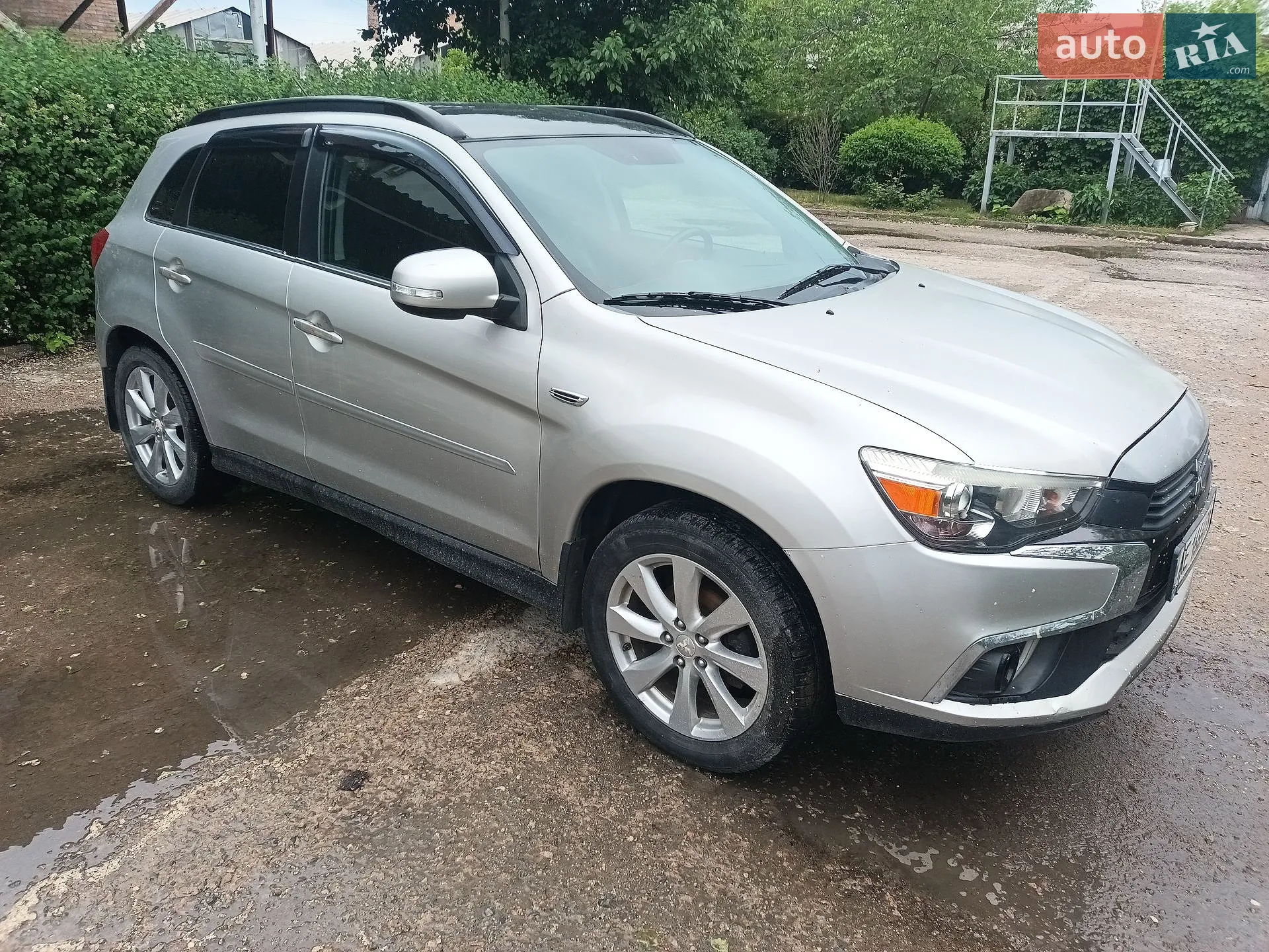 2015 Mitsubishi Outlander - мініатюра 2