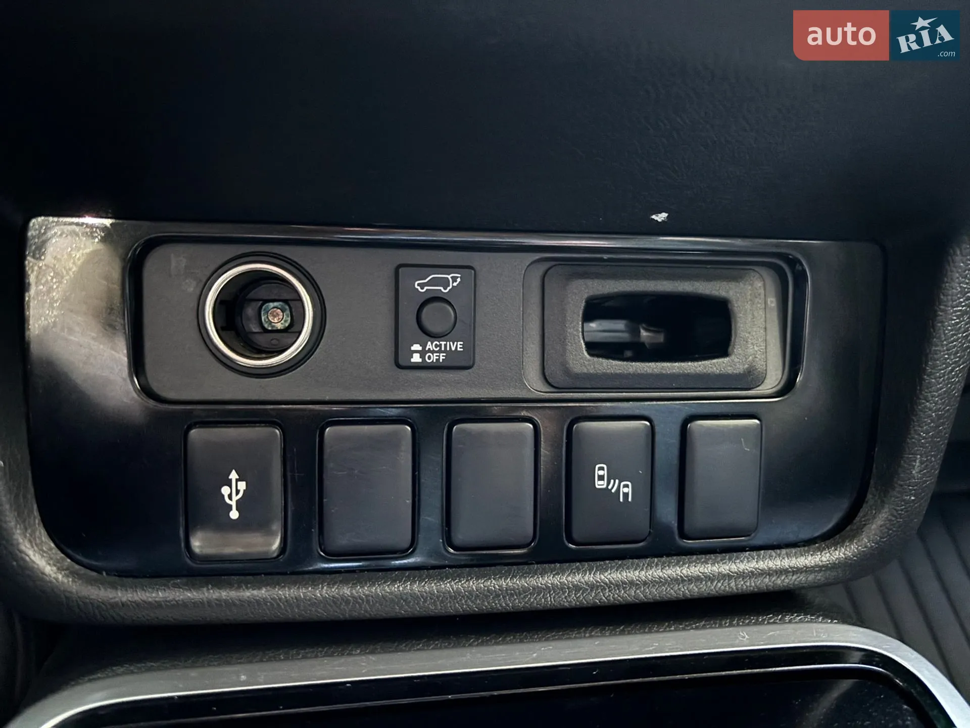 2018 Mitsubishi Outlander - мініатюра 21