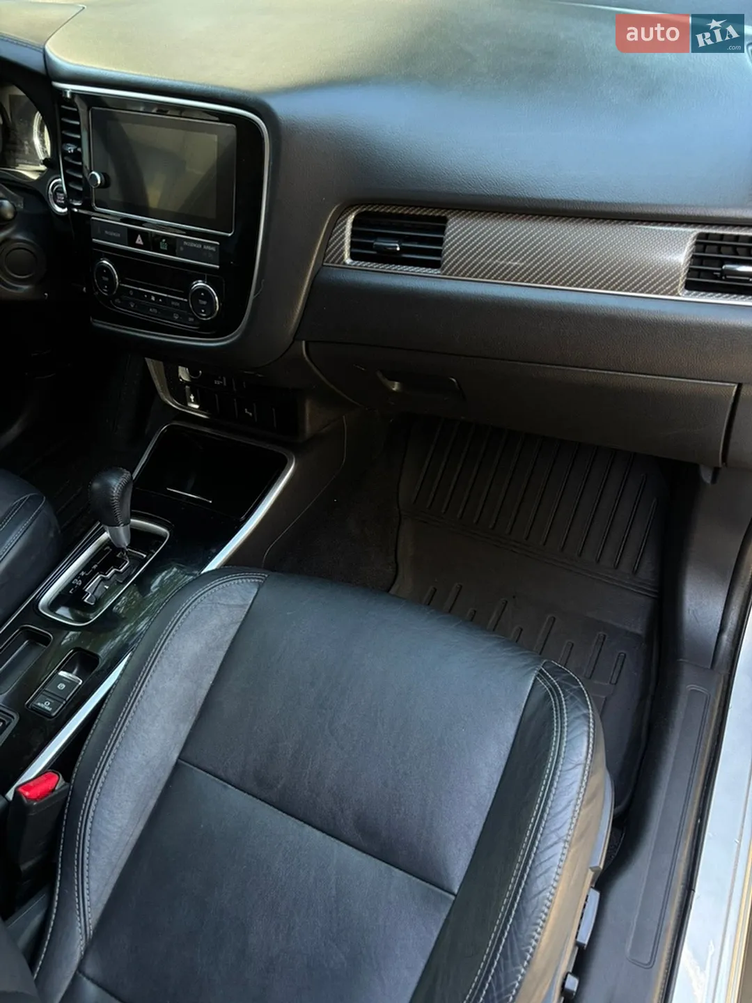 2018 Mitsubishi Outlander - мініатюра 31