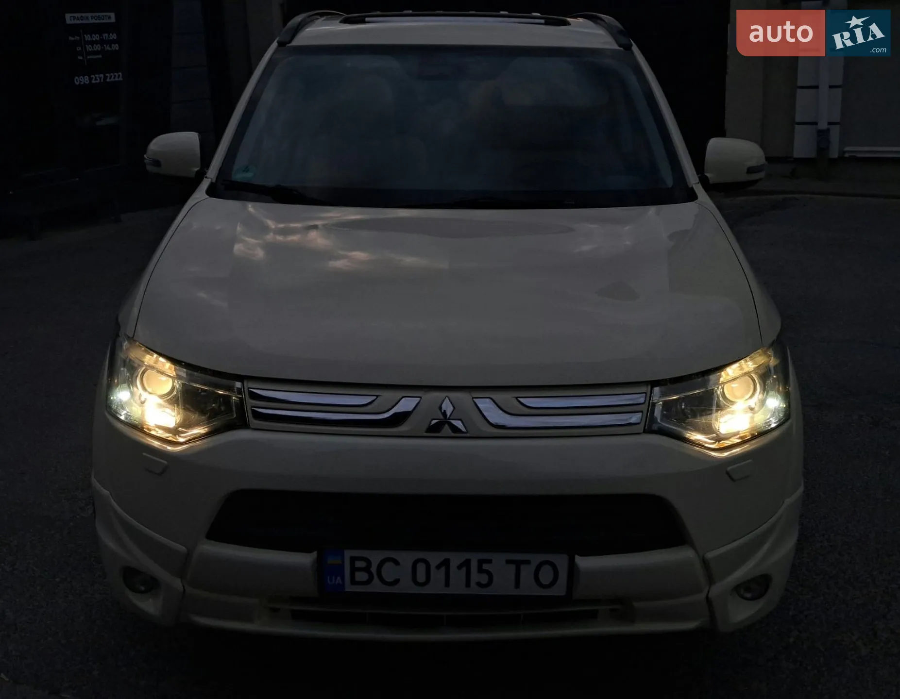 2012 Mitsubishi Outlander - мініатюра 14
