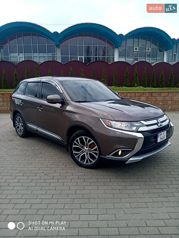 2015 Mitsubishi Outlander - мініатюра 9
