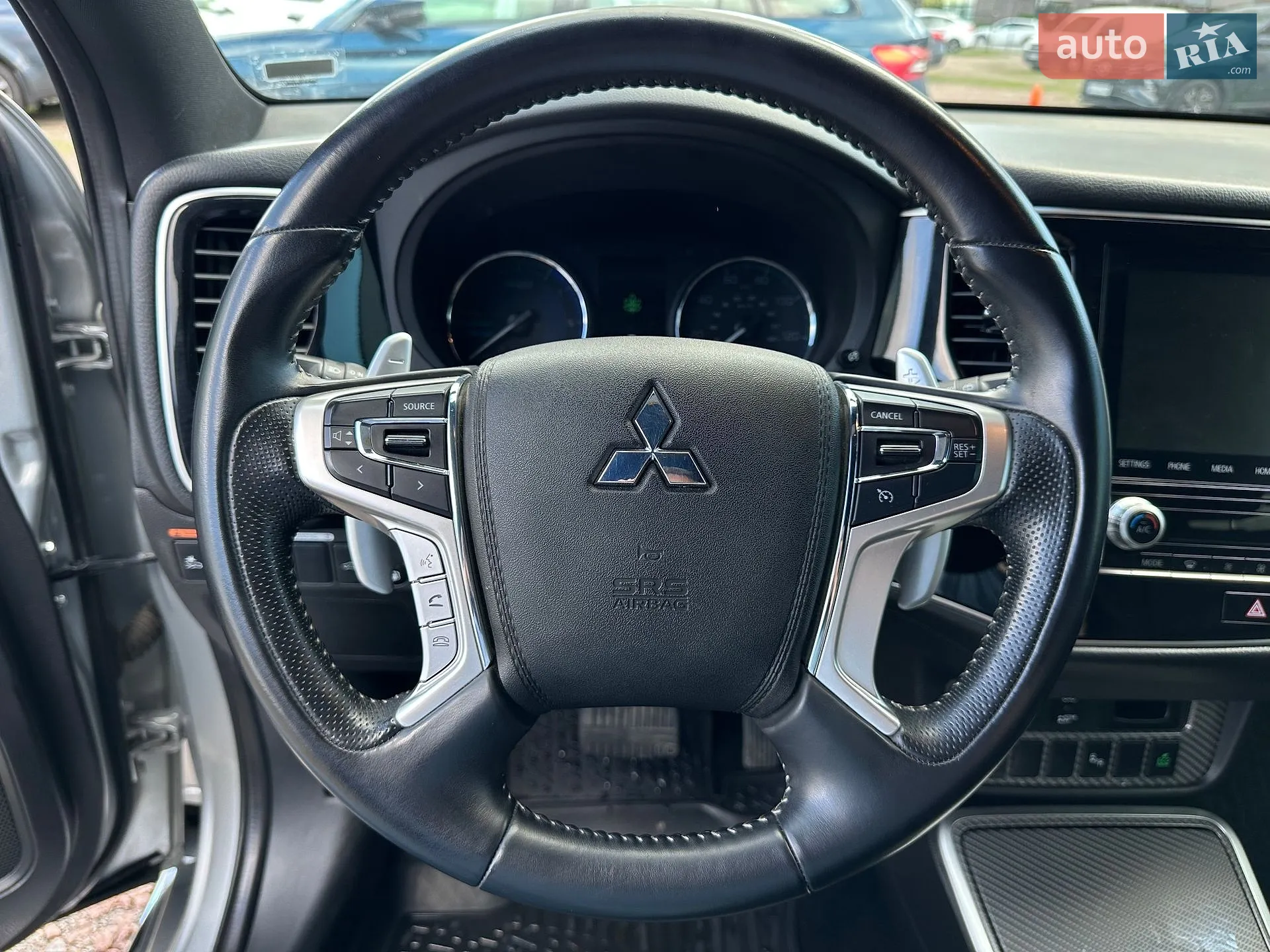 2022 Mitsubishi Outlander - мініатюра 7