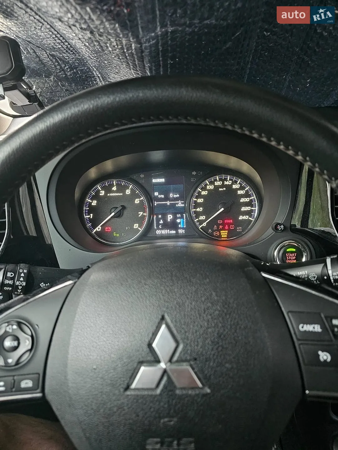 2018 Mitsubishi Outlander - мініатюра 38