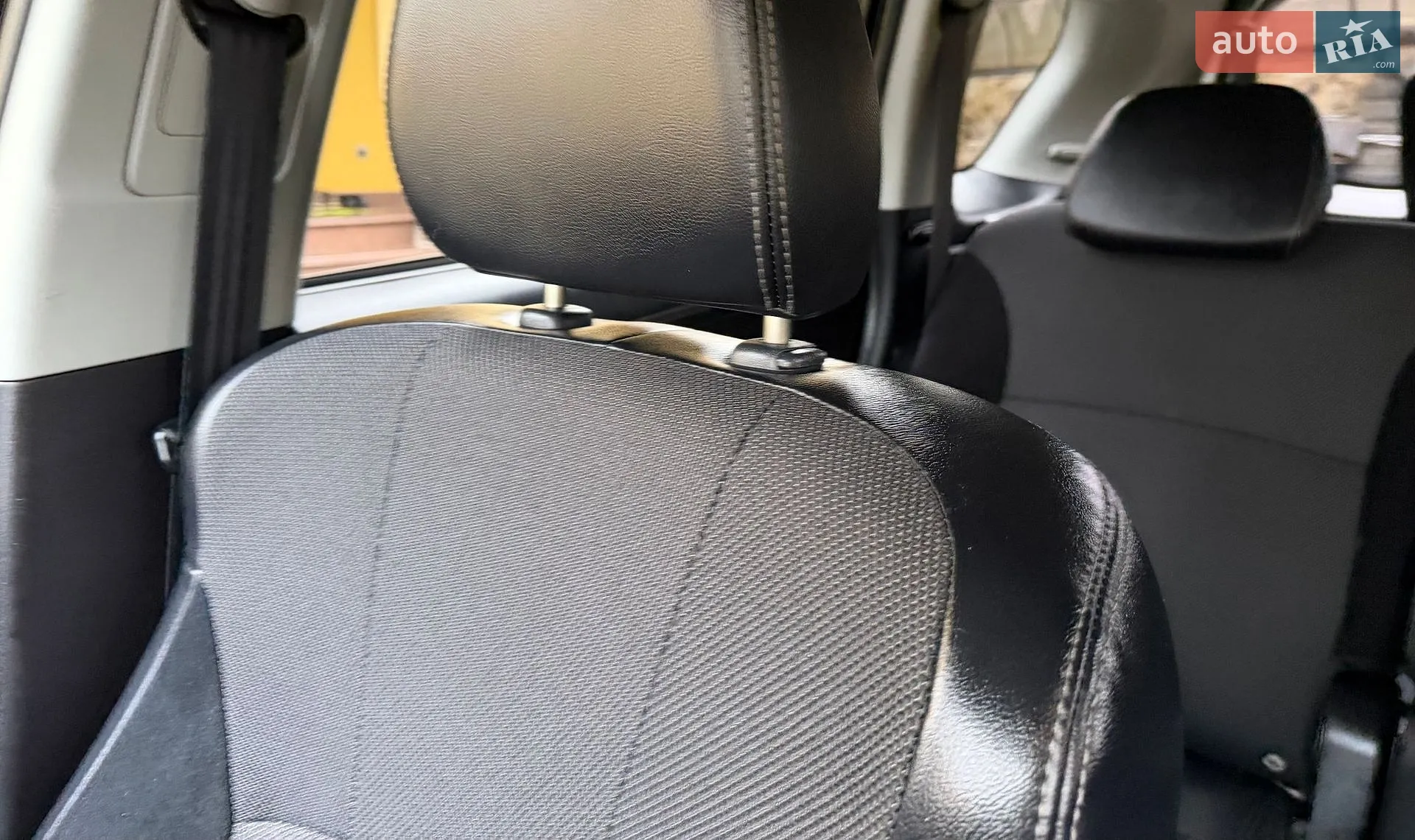 2011 Mitsubishi Outlander - мініатюра 69