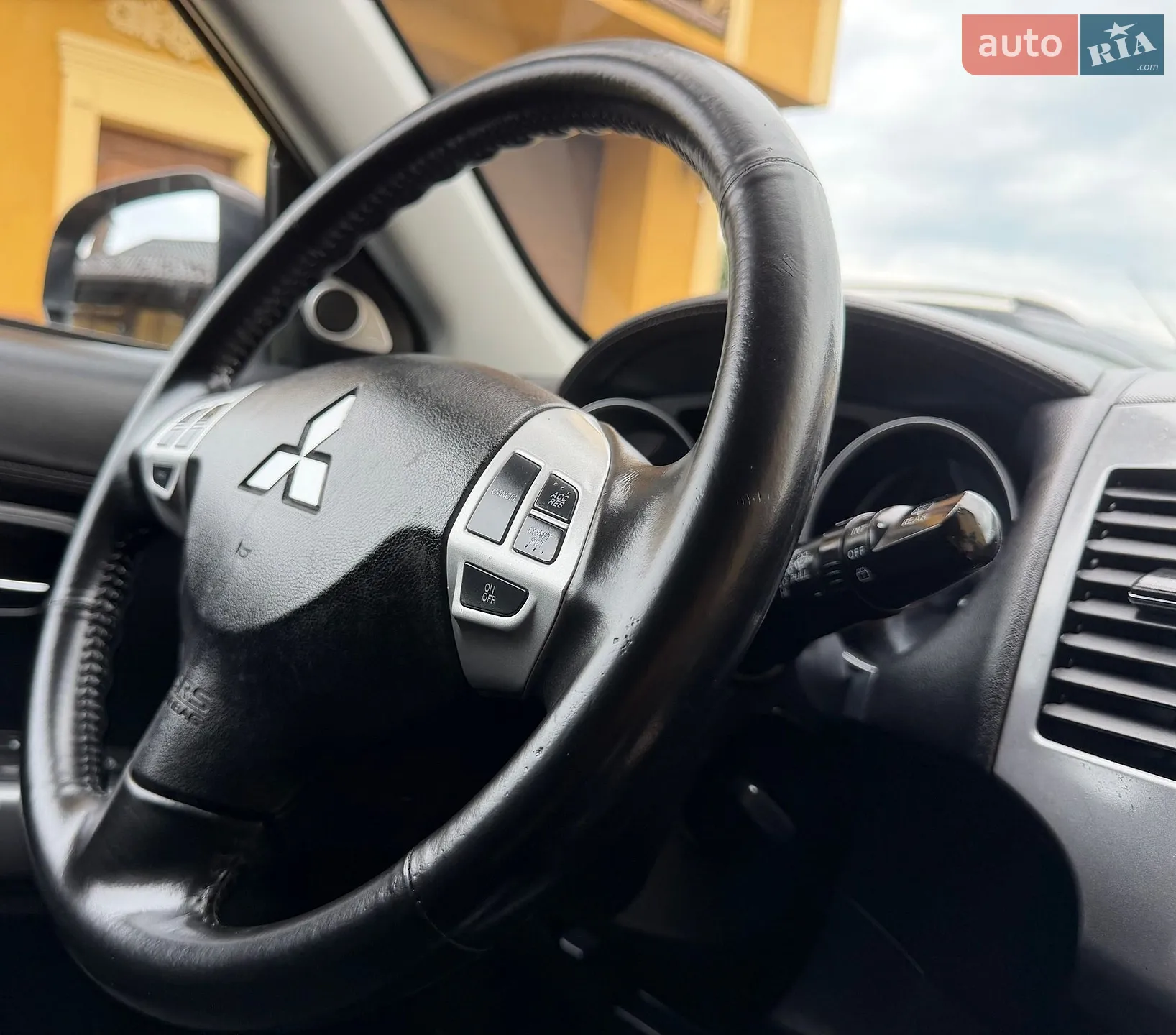 2011 Mitsubishi Outlander - мініатюра 98