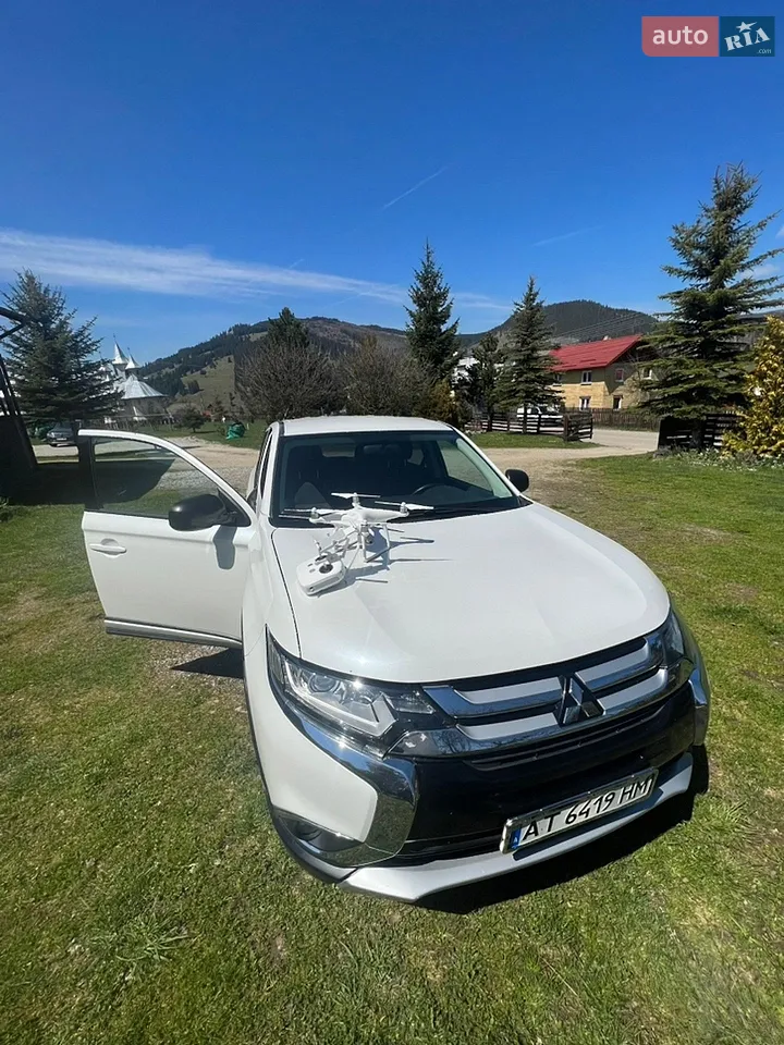2015 Mitsubishi Outlander - мініатюра 11